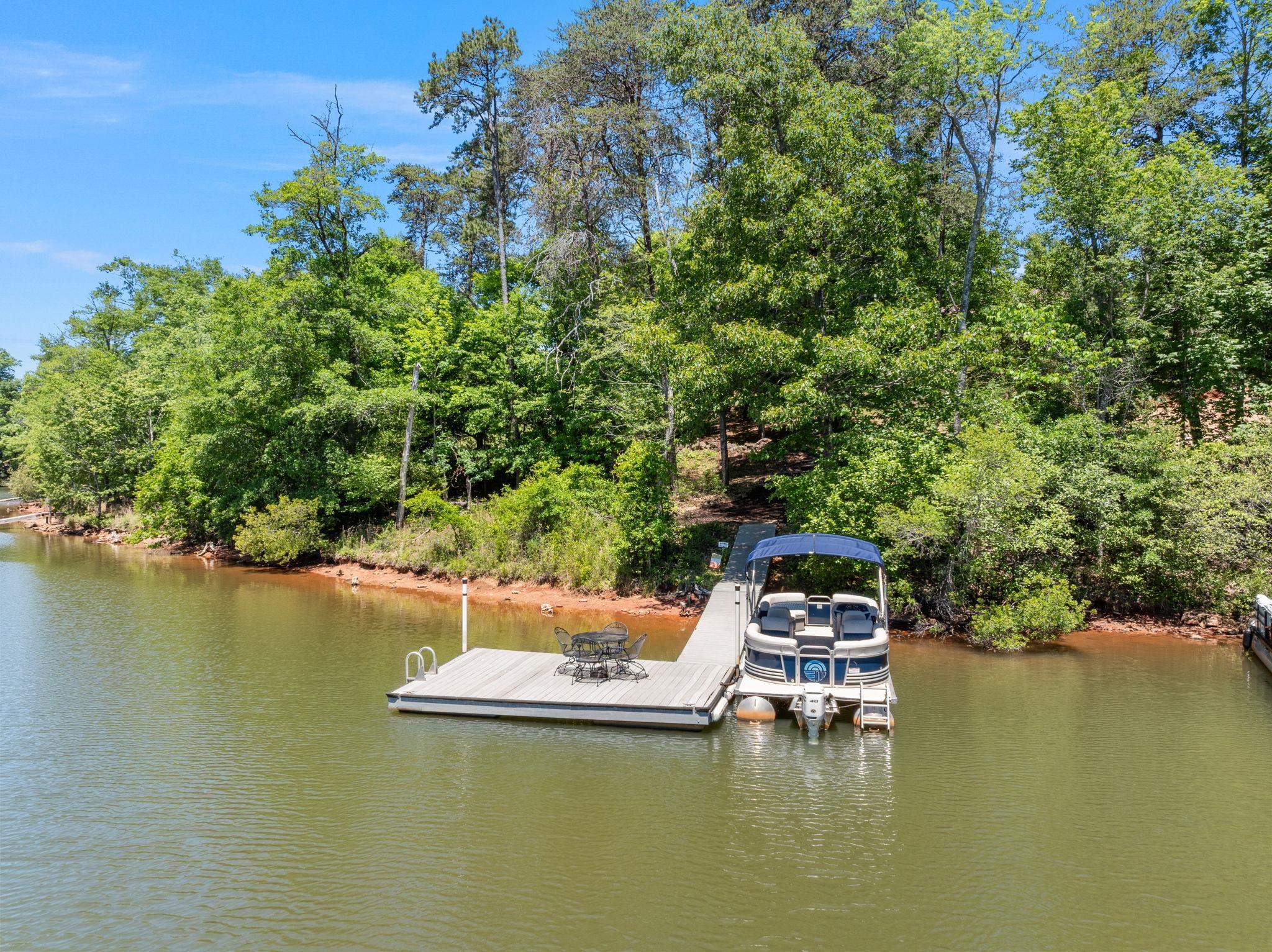 181 Lakeshore Drive Property Photo 46