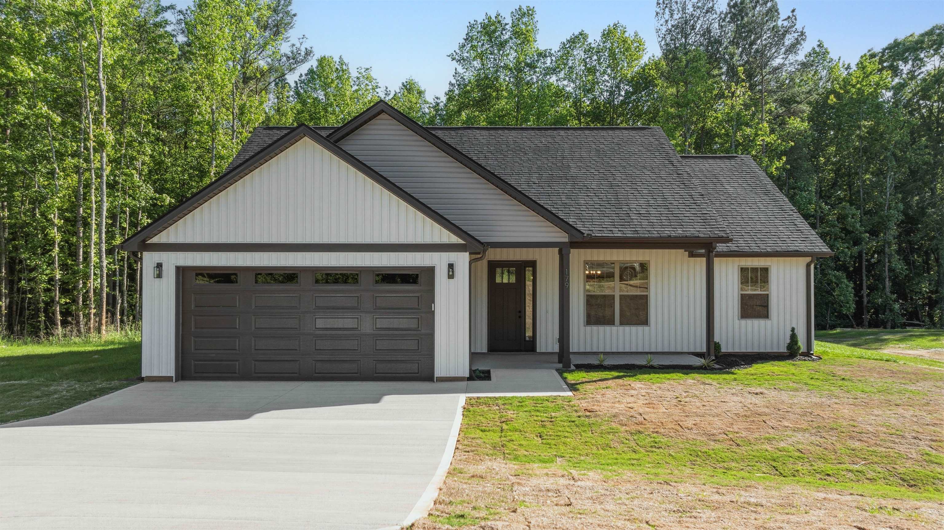179 Susans Road Property Photo 1