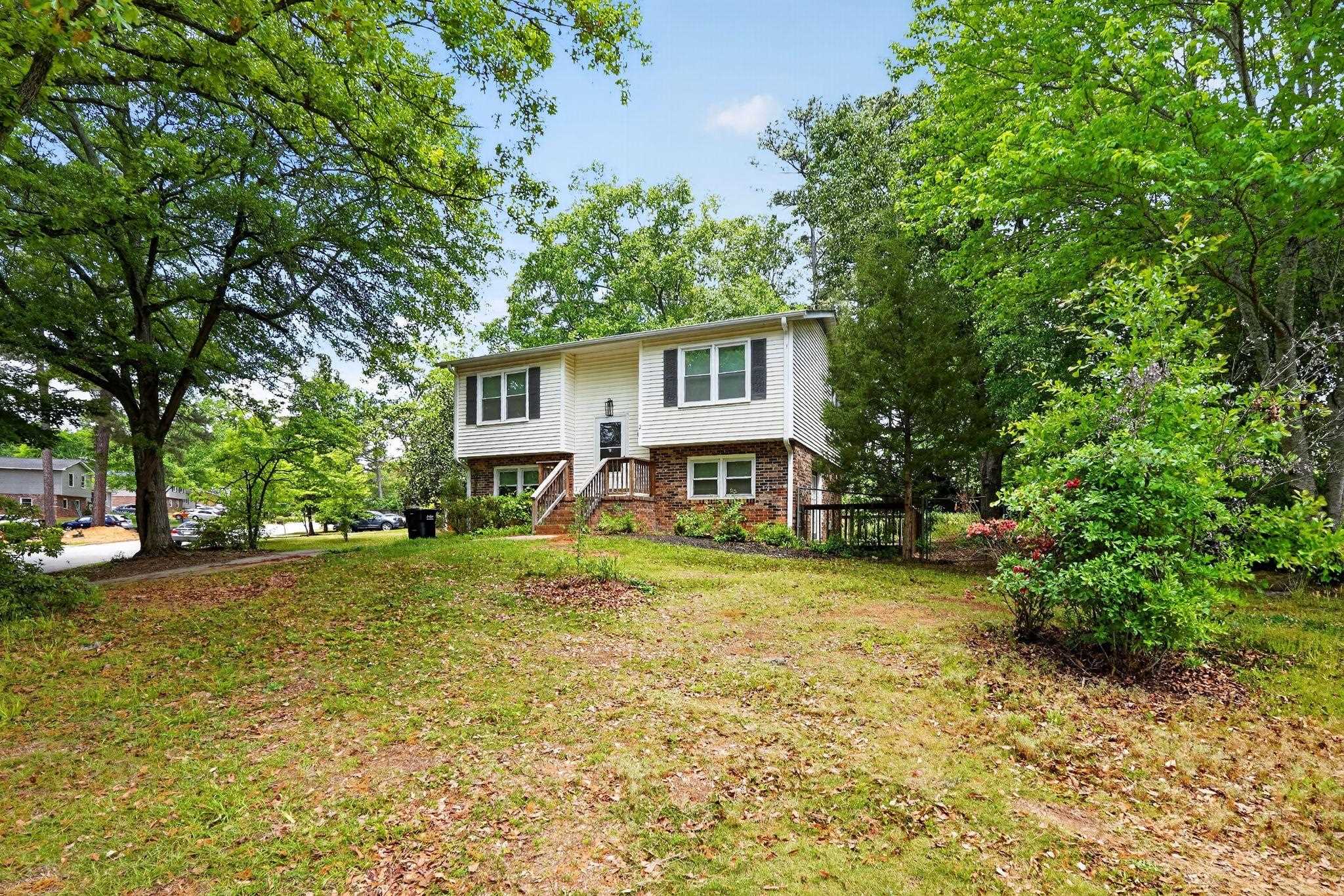 2 Willowtree Court Property Photo 1
