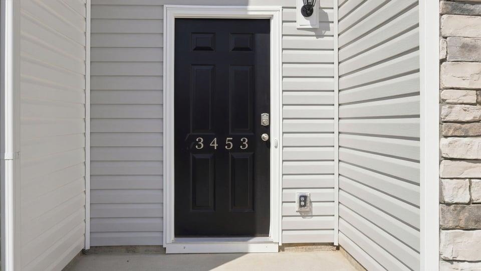 3453 Hunters Brook Drive Property Photo 4