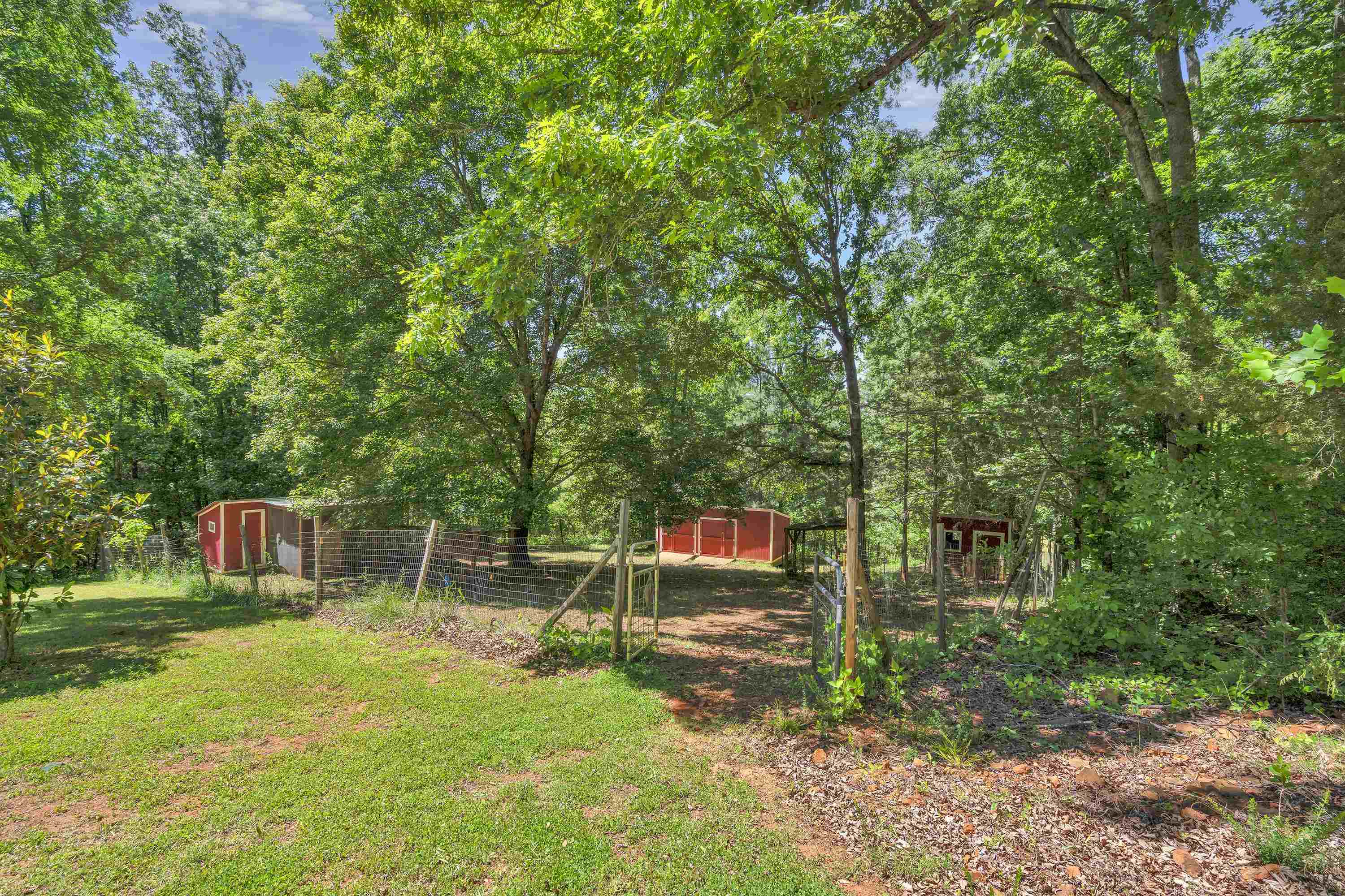 2561 Whitestone Road Property Photo 23