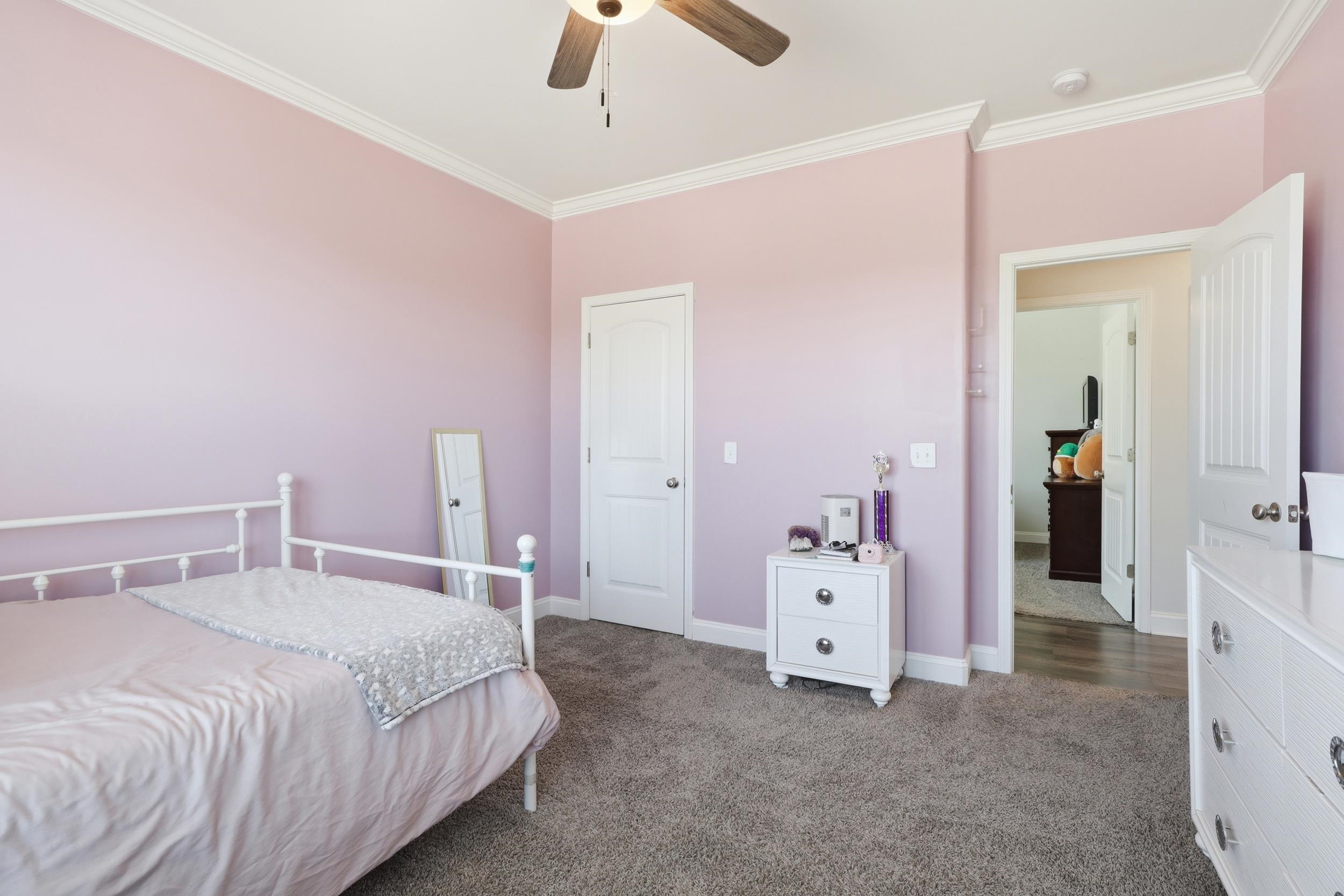 204 Claridge Way Property Photo 17