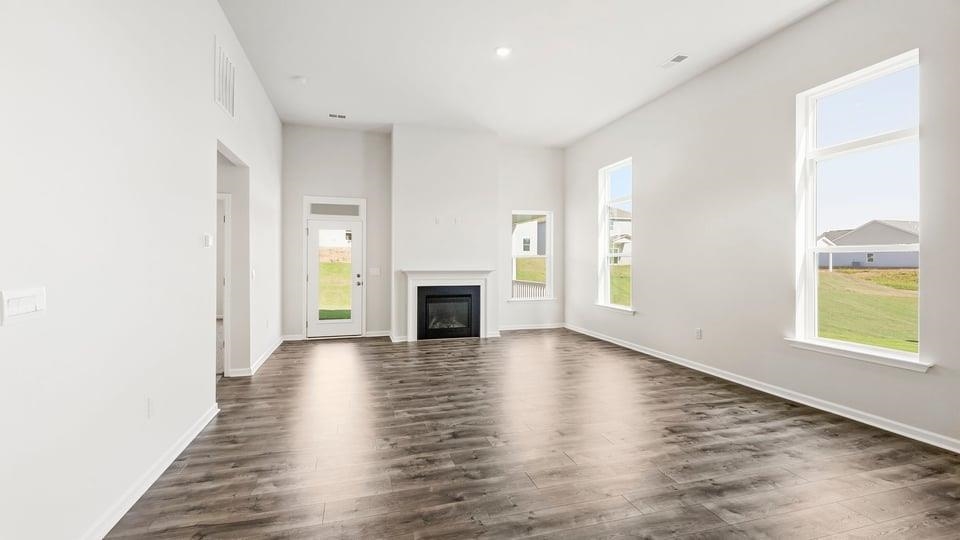 565 Landseer Drive Property Photo 9