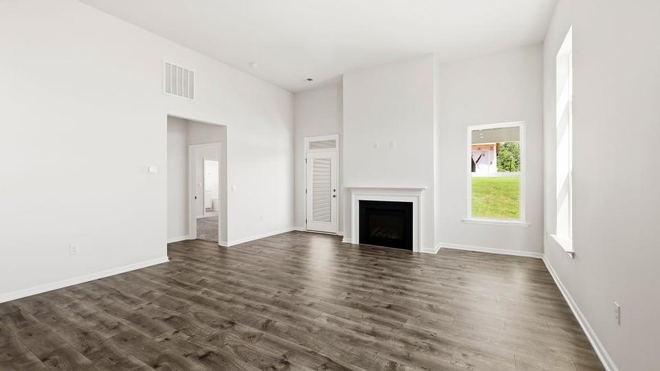 565 Landseer Drive Property Photo 10