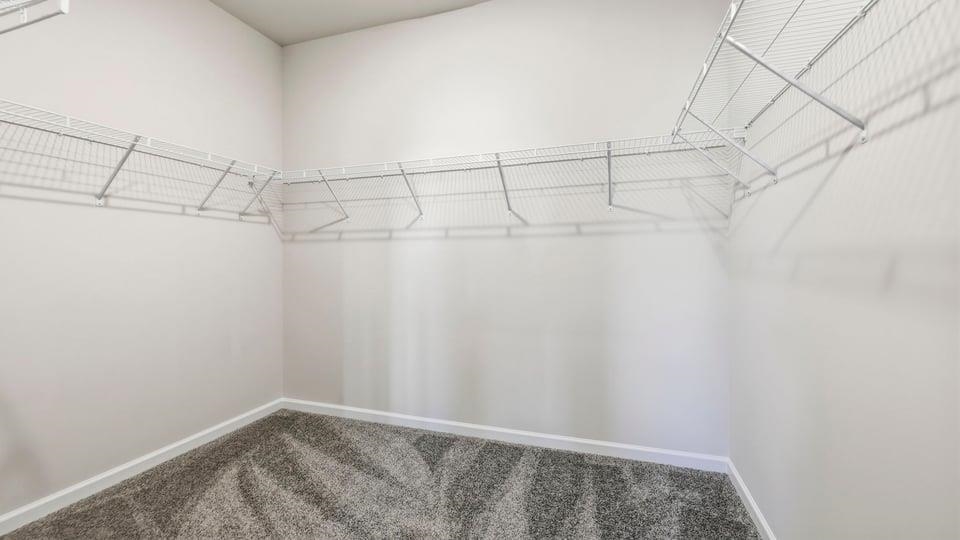 565 Landseer Drive Property Photo 34