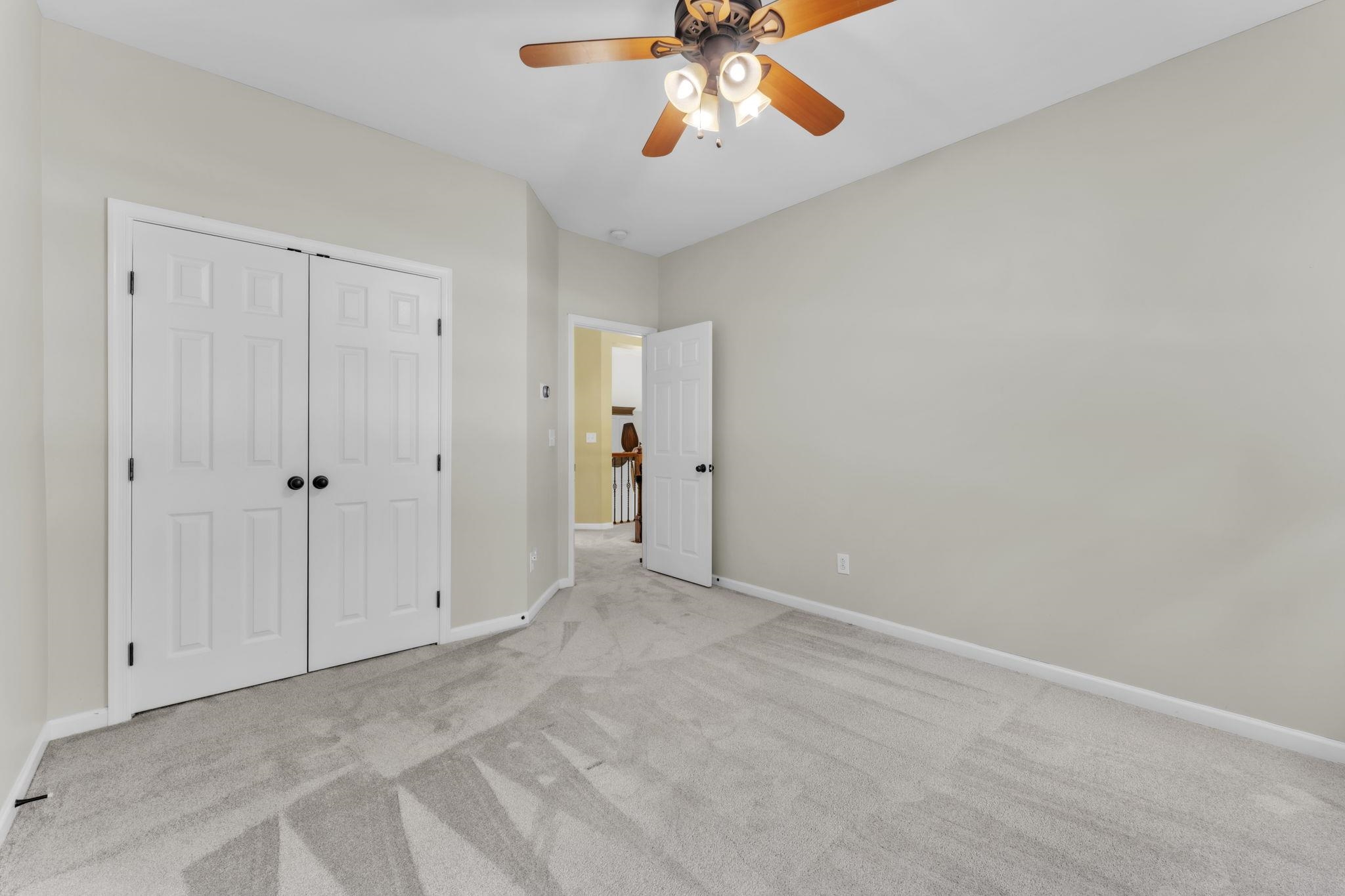 10 Modesto Lane Property Photo 31
