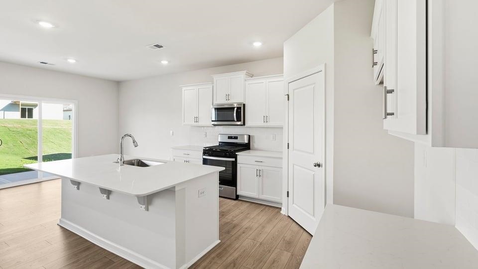 569 Landseer Drive Property Photo 12