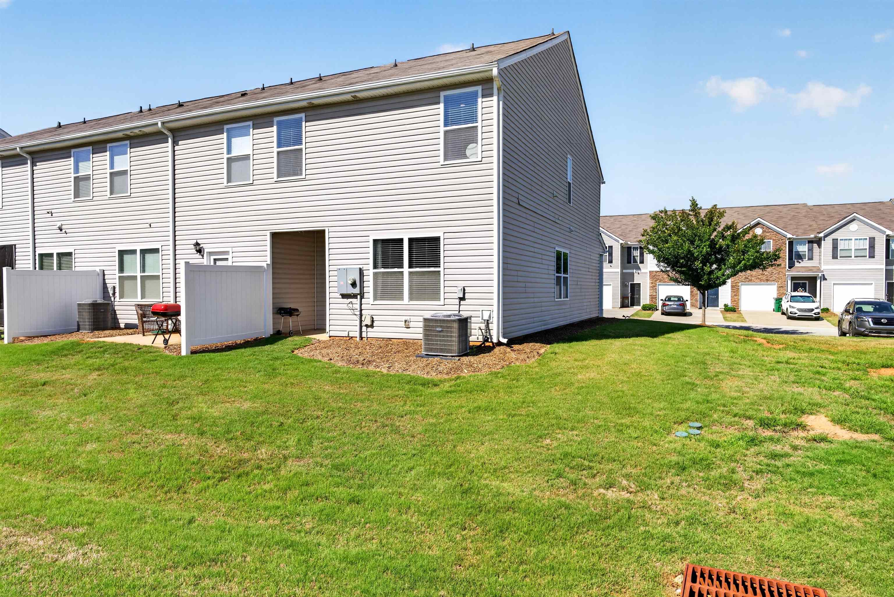 1315 Wunder Way Property Photo 3