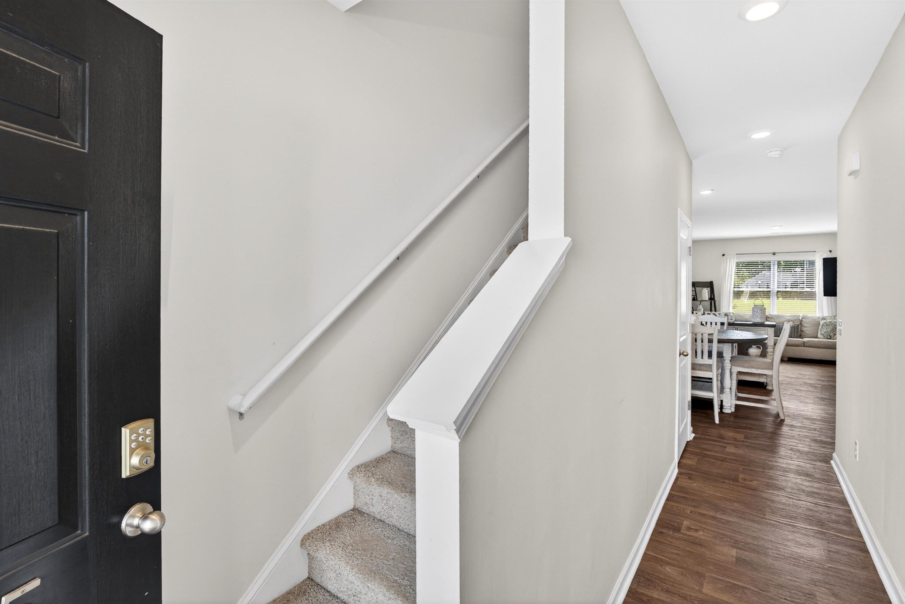1315 Wunder Way Property Photo 5
