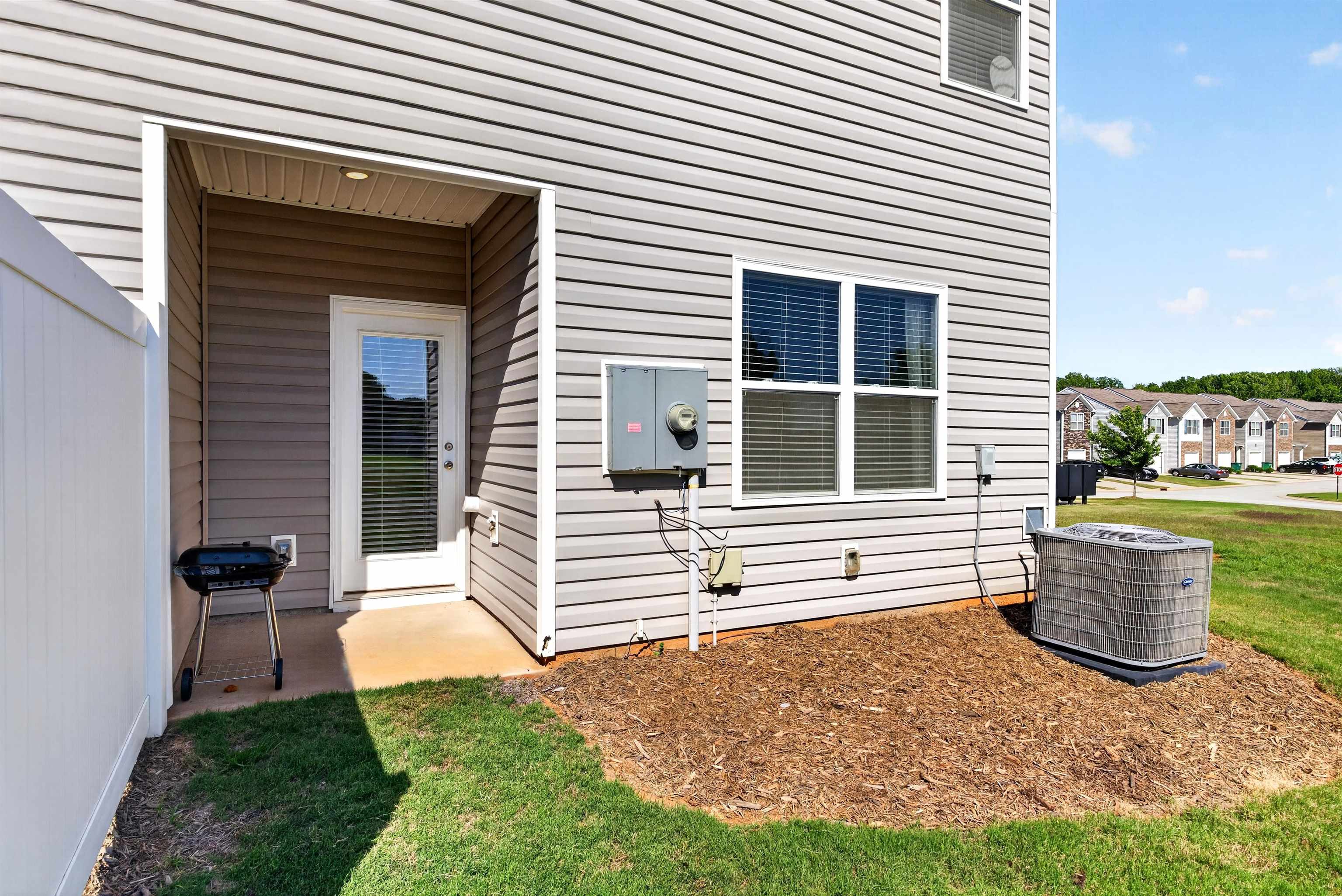 1315 Wunder Way Property Photo 28