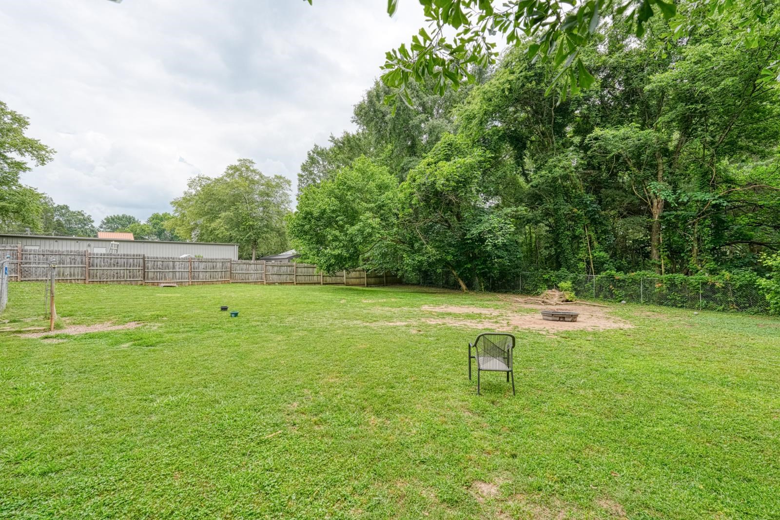 1504 E Rutherford Street Property Photo 36