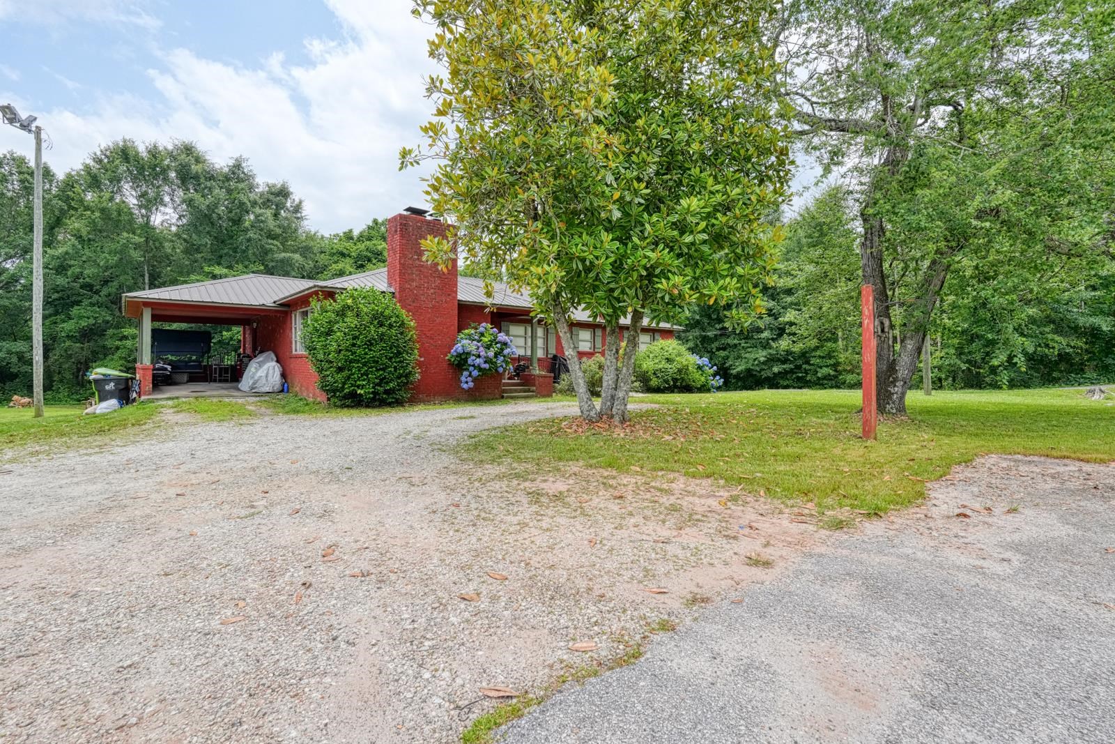 1504 E Rutherford Street Property Photo 41