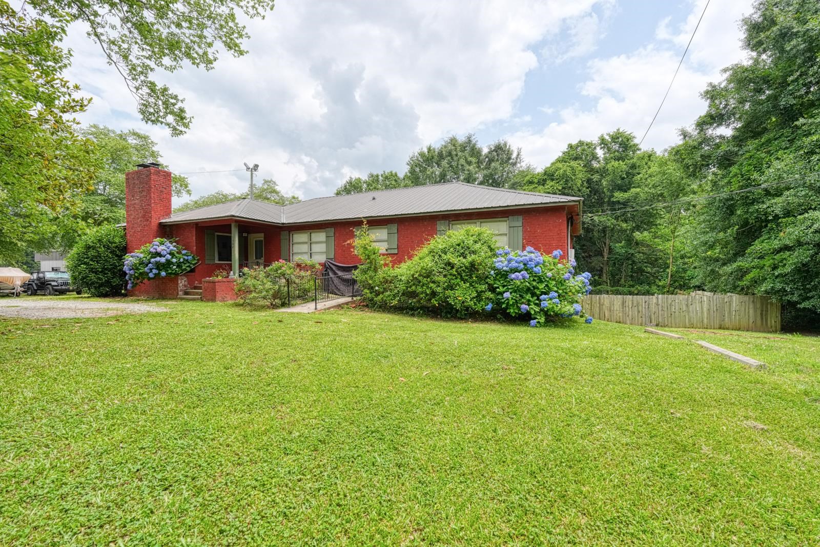 1504 E Rutherford Street Property Photo 42