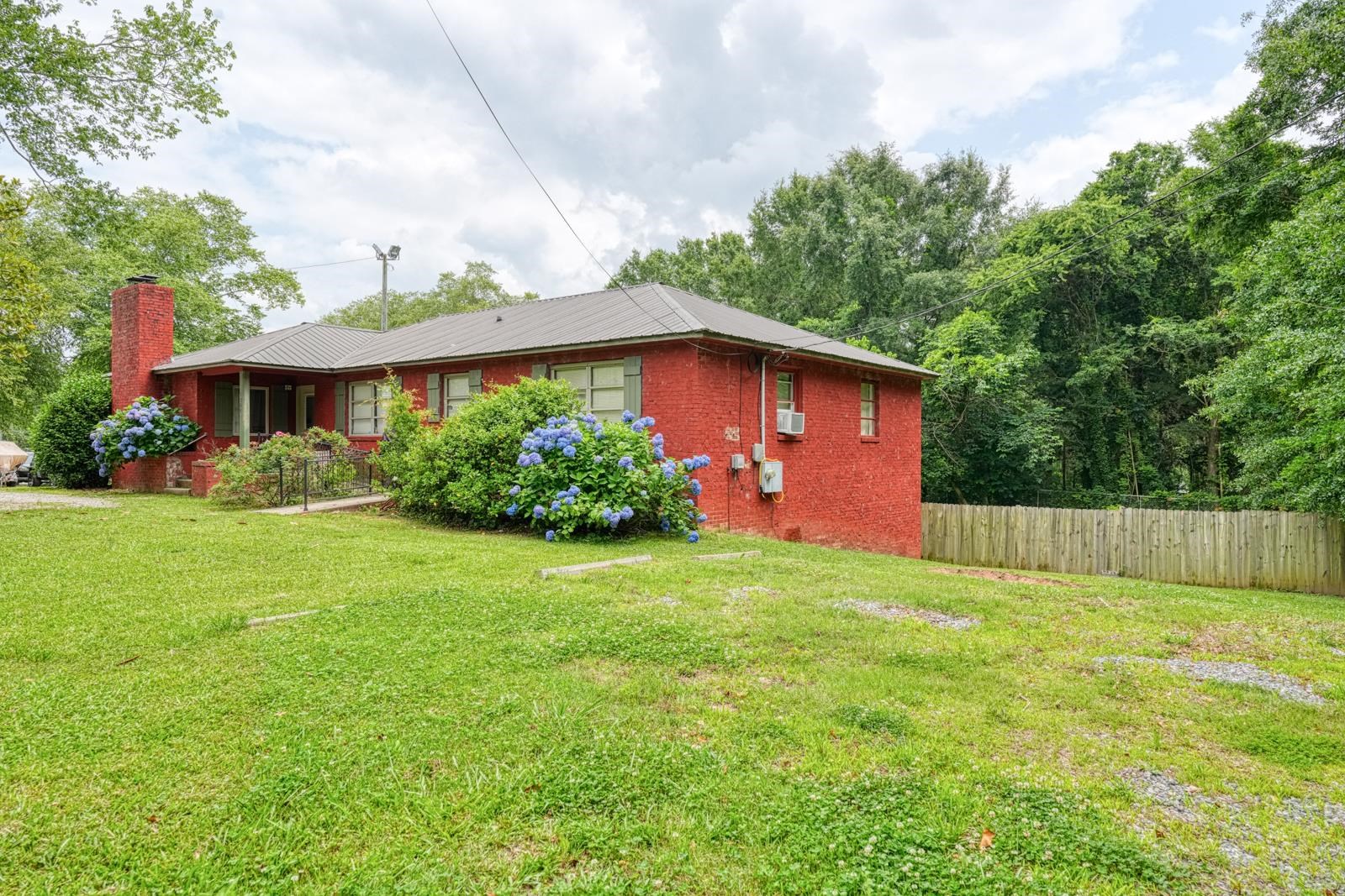 1504 E Rutherford Street Property Photo 43