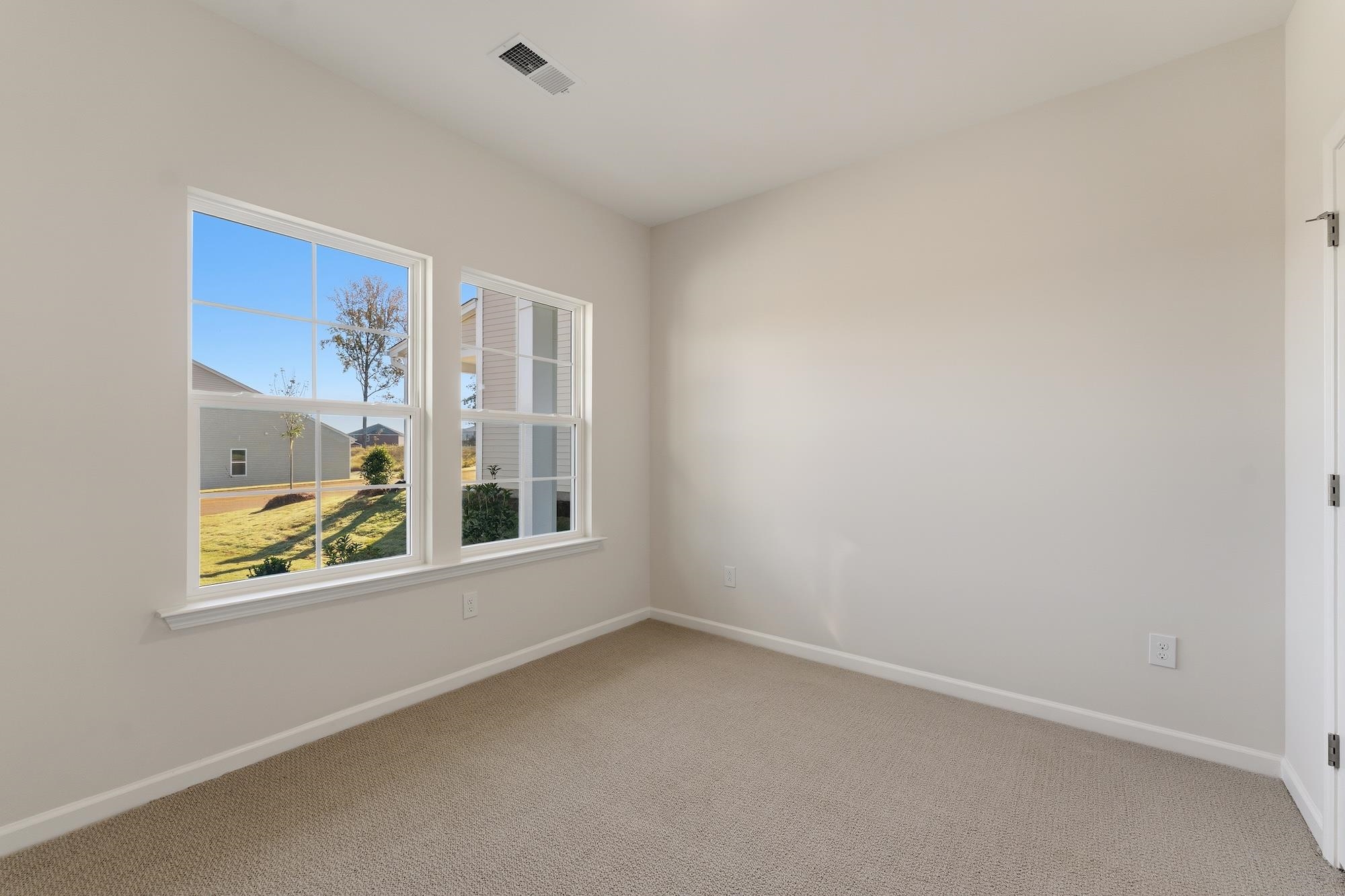 7079 New Horizons Lane Property Photo 13