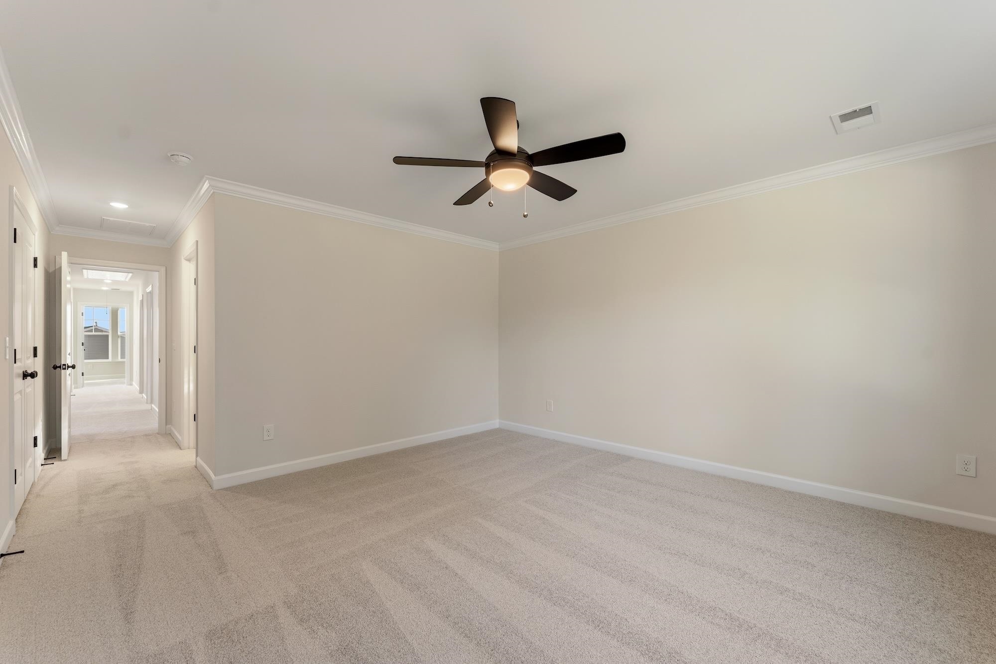 7075 New Horizons Lane Property Photo 18