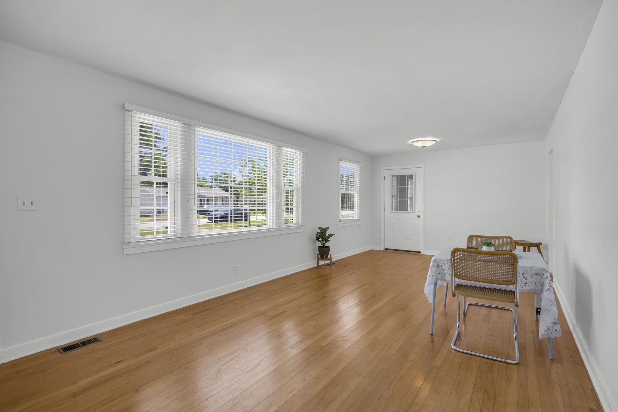 7416 Gravely Court Property Photo 4