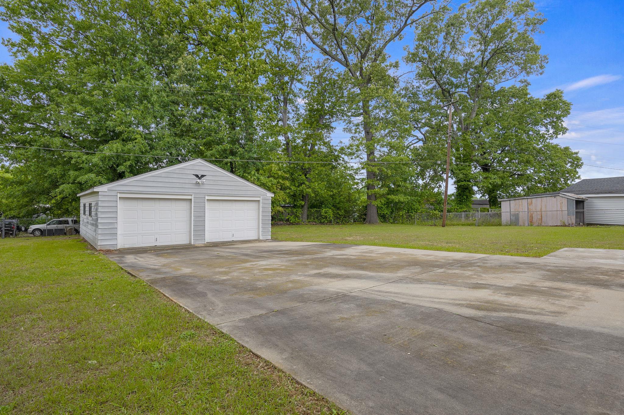 7416 Gravely Court Property Photo 30