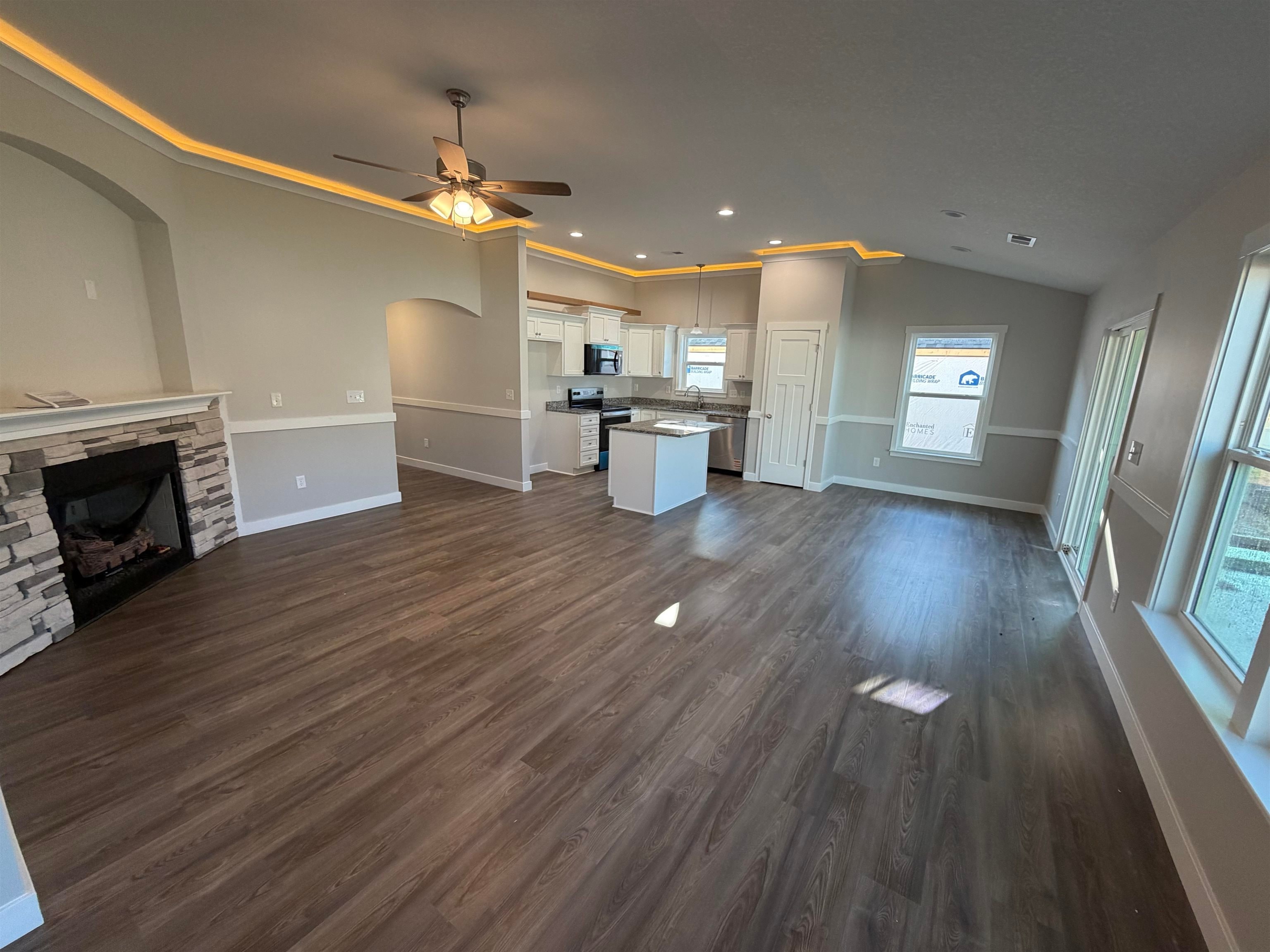 1720 Spruce Knoll Street Property Photo 3