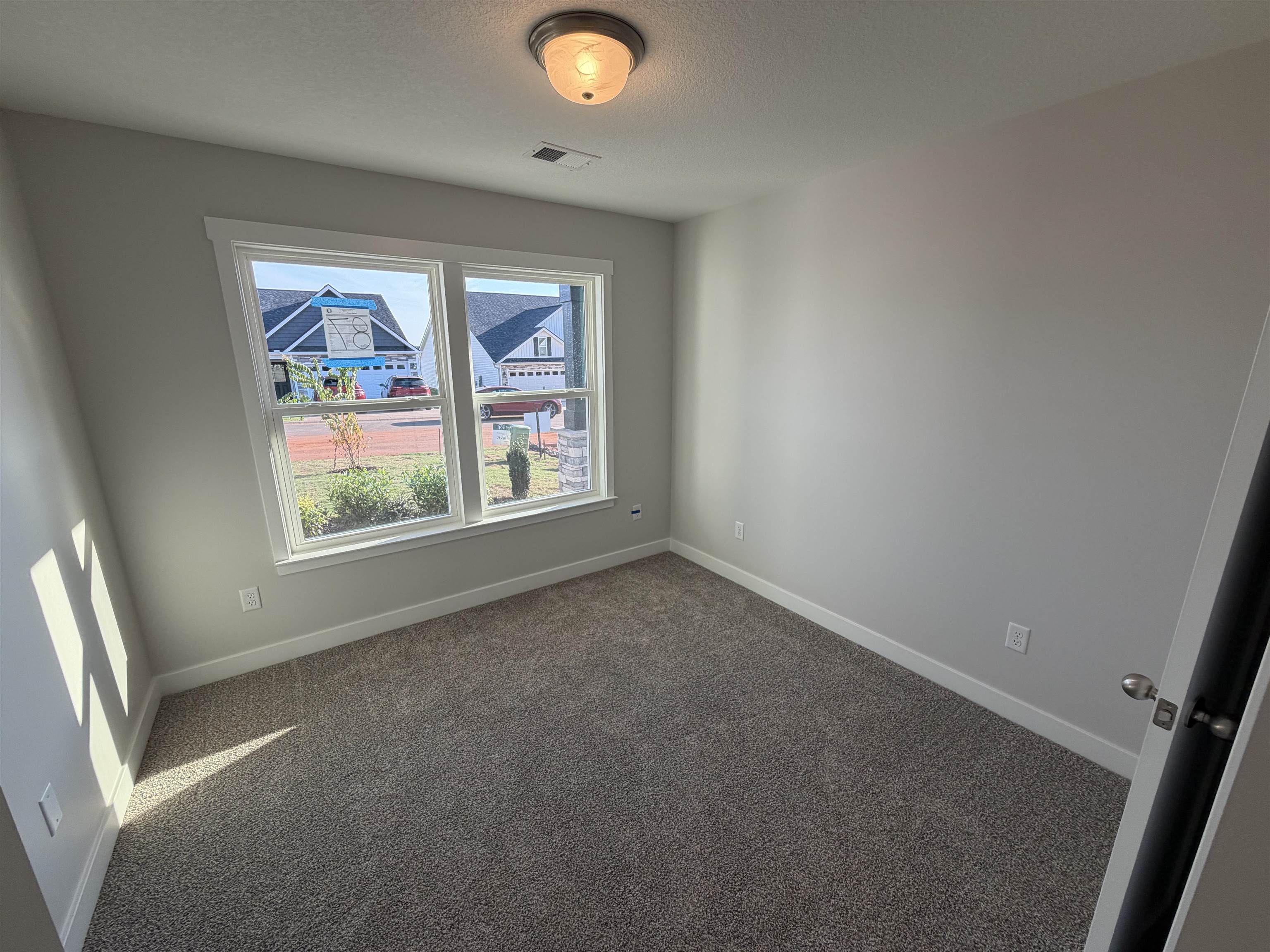1720 Spruce Knoll Street Property Photo 11
