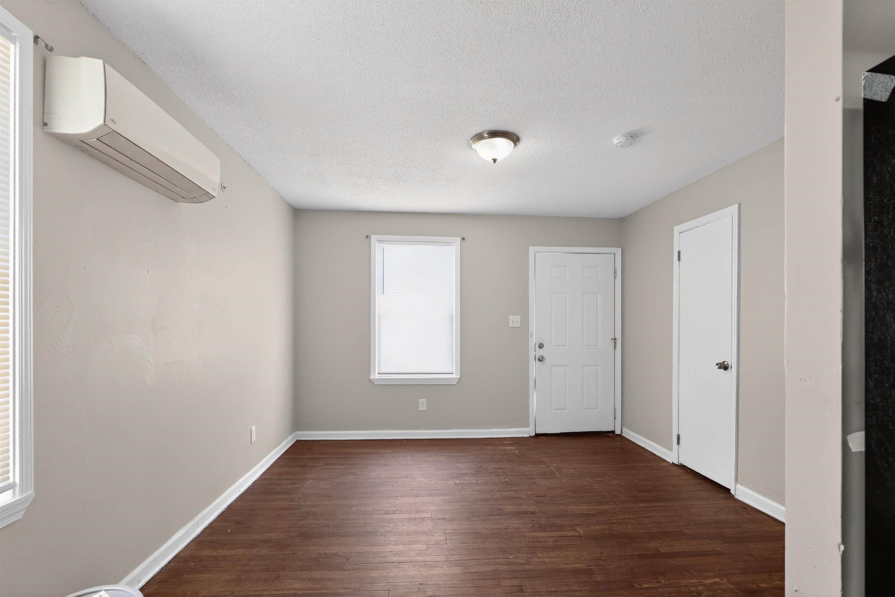 780 Wofford Street Property Photo 9