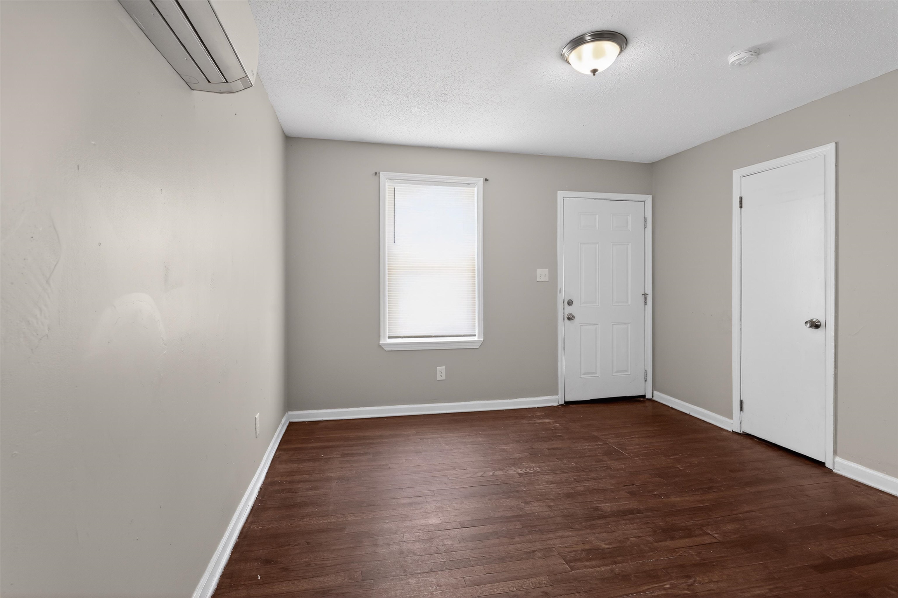 780 Wofford Street Property Photo 12