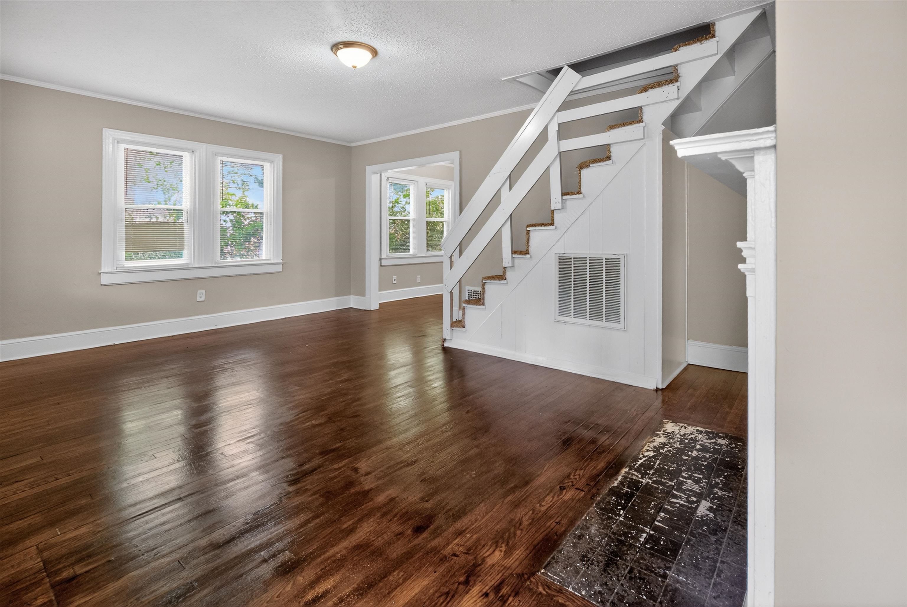 151 Princeton Street Property Photo 7