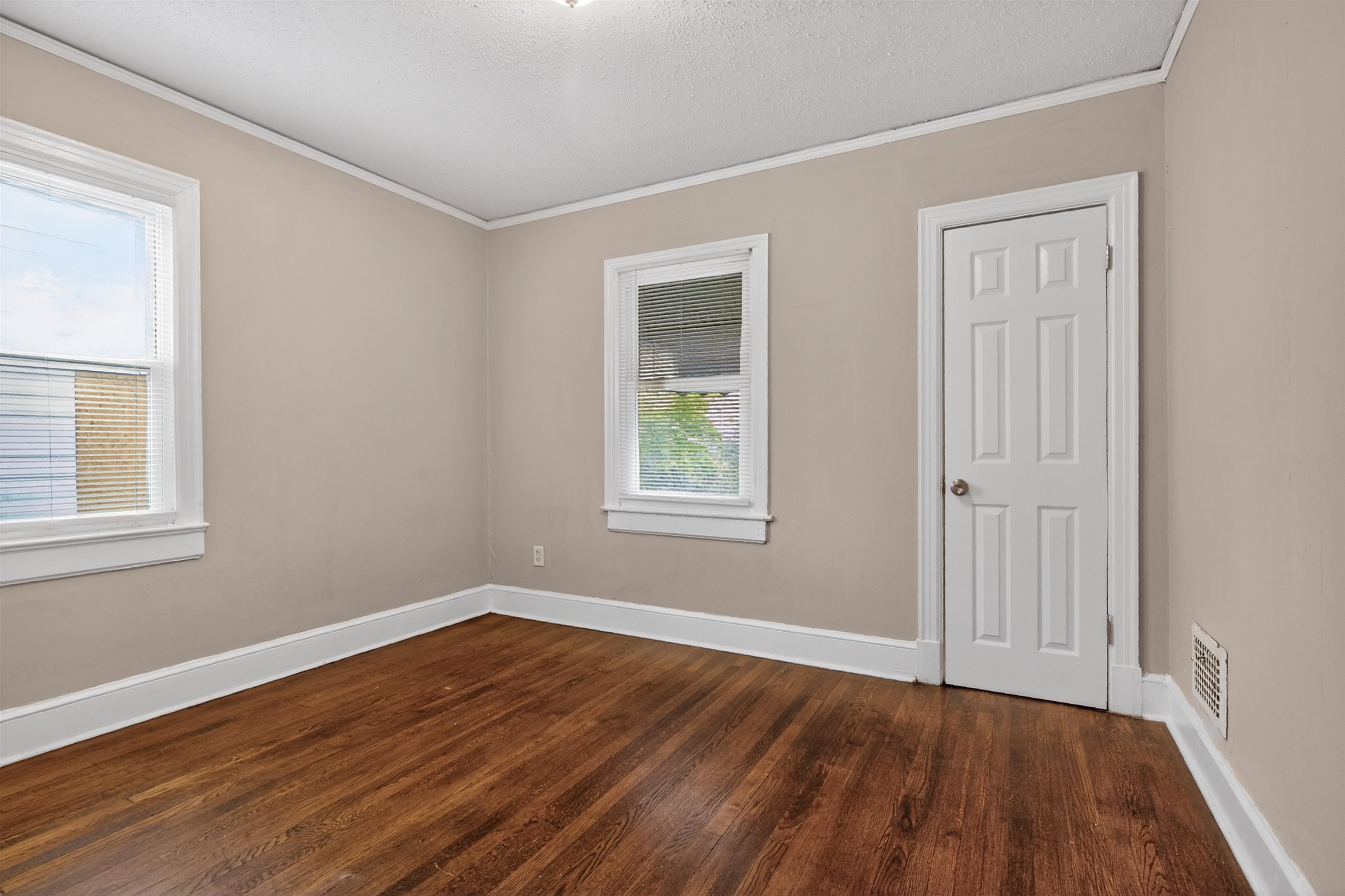 151 Princeton Street Property Photo 15