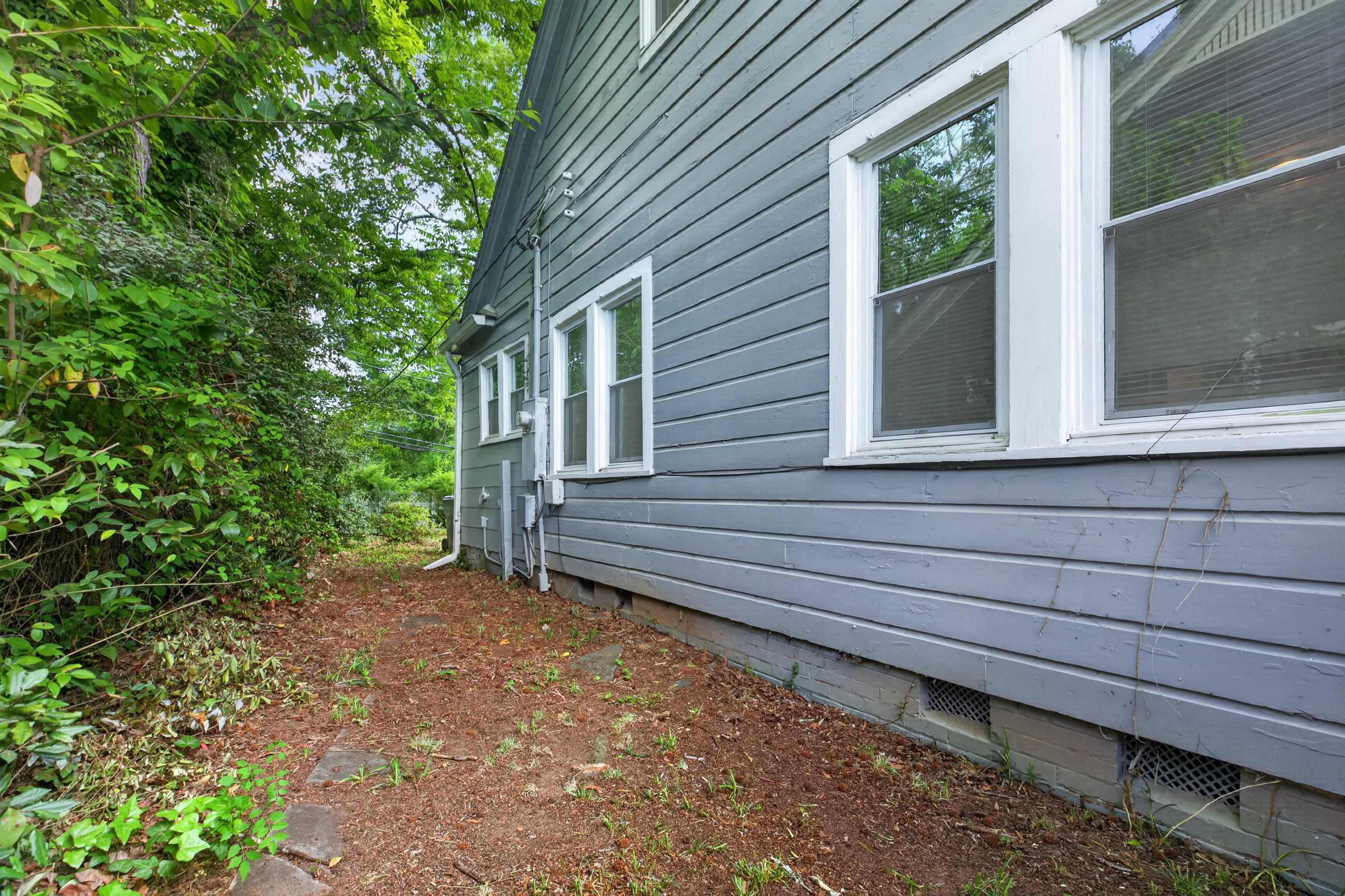 151 Princeton Street Property Photo 26