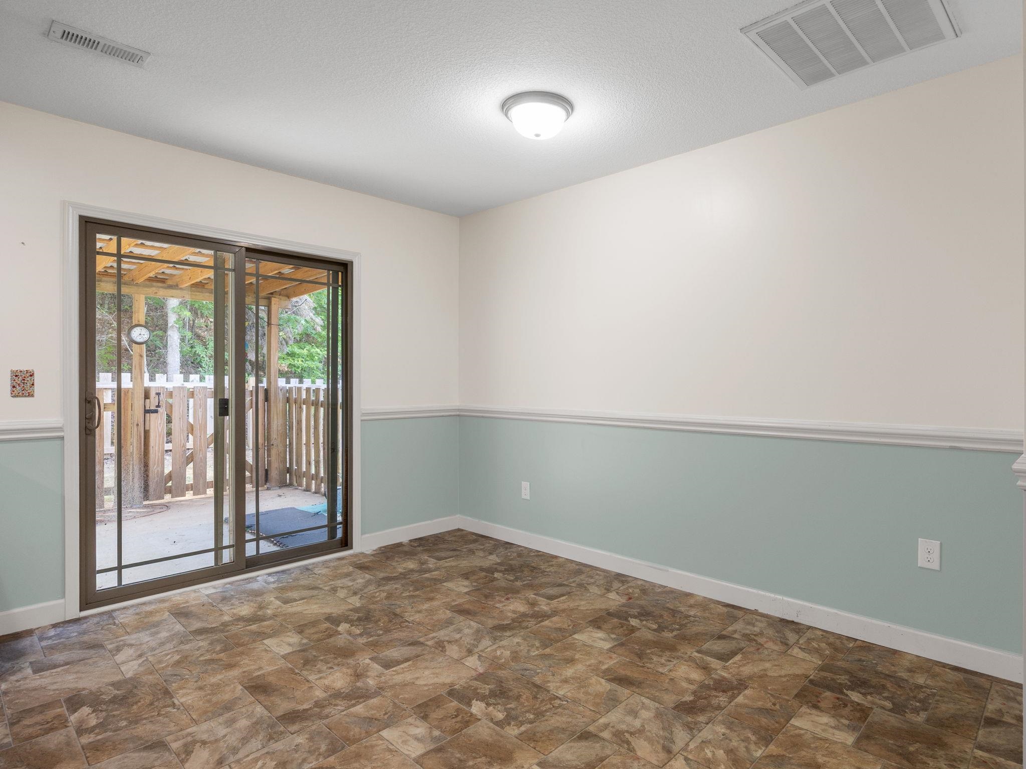 618 Chastine Drive Property Photo 14