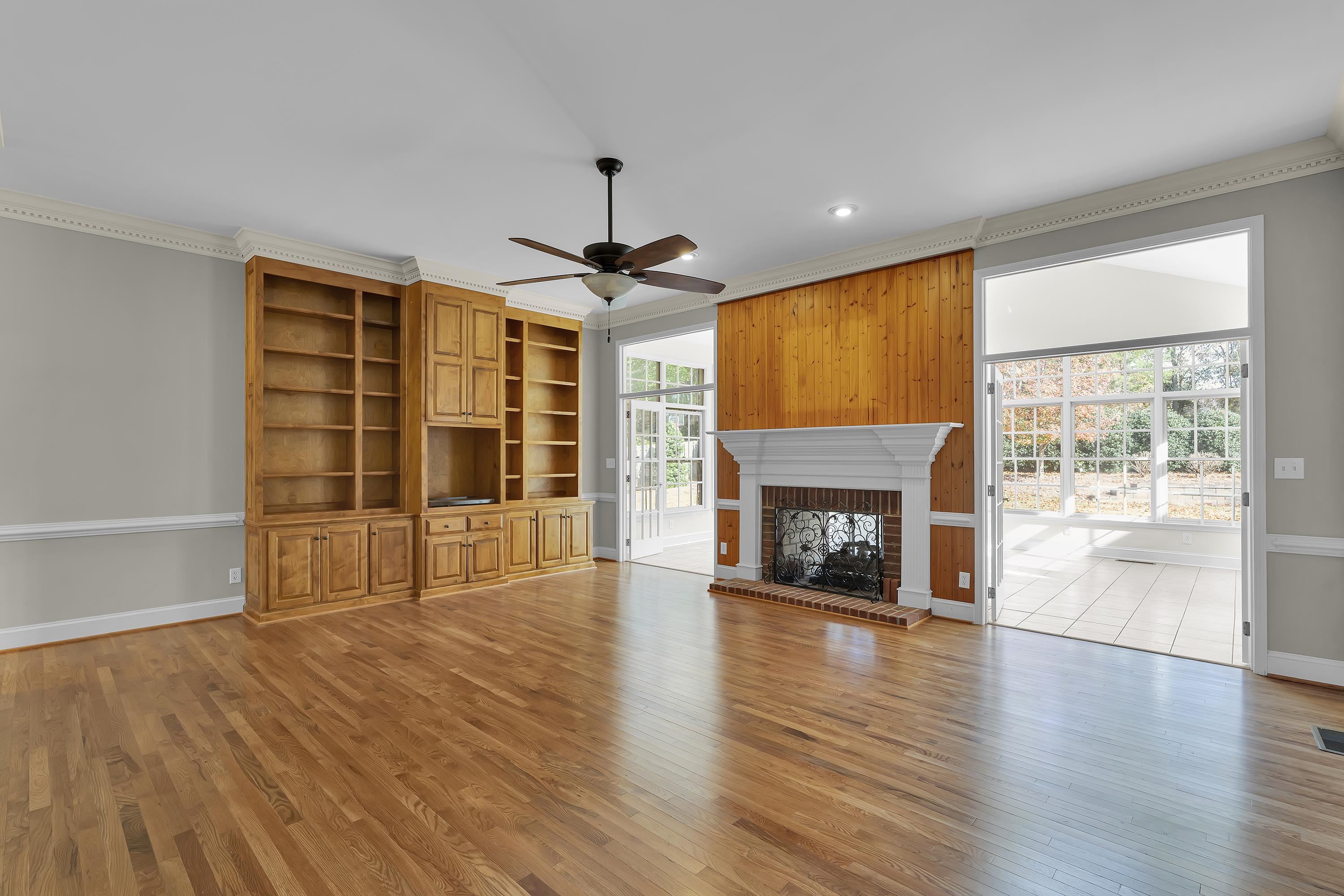 111 W Woodglen Road Property Photo 10