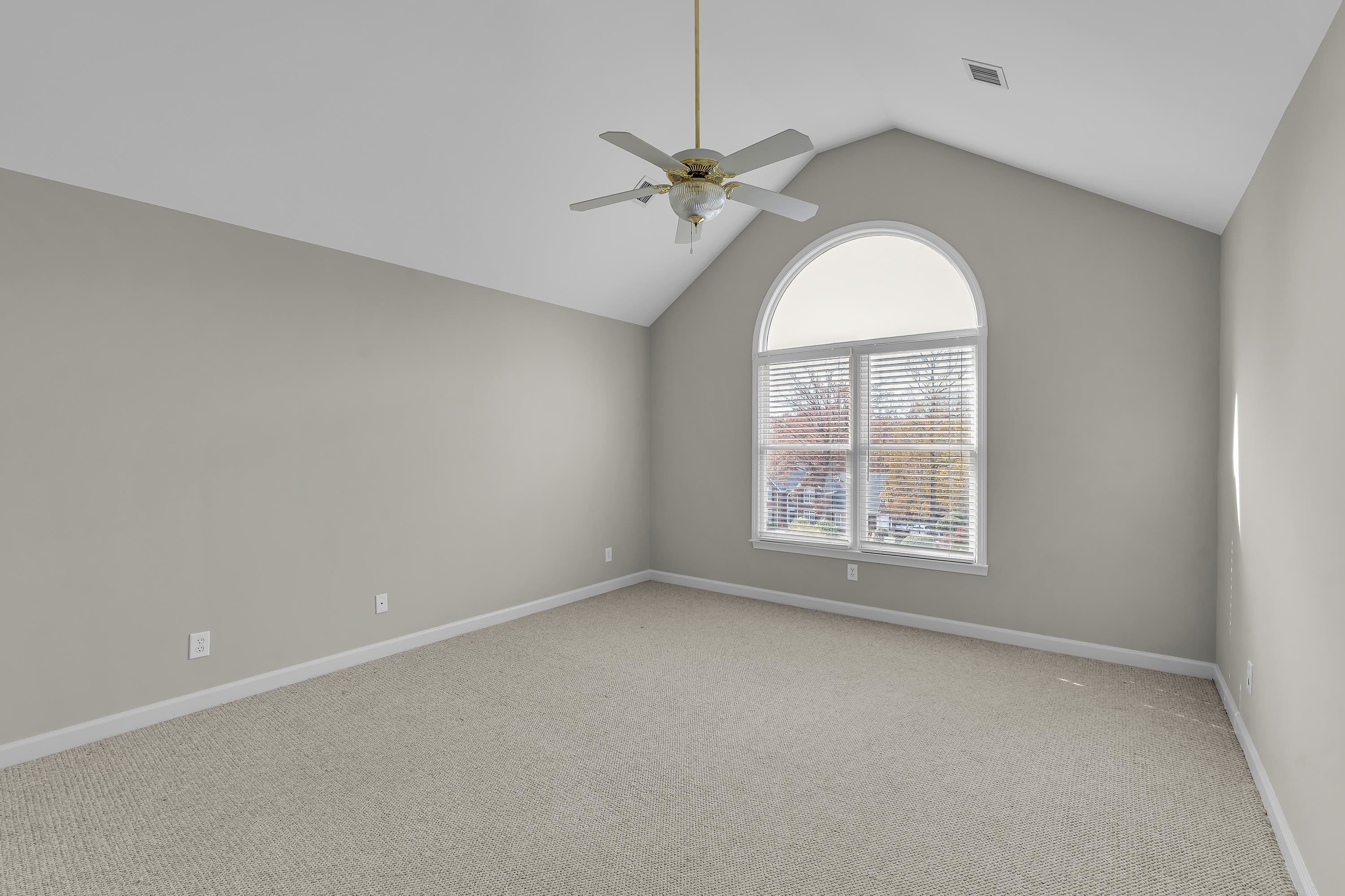 111 W Woodglen Road Property Photo 36