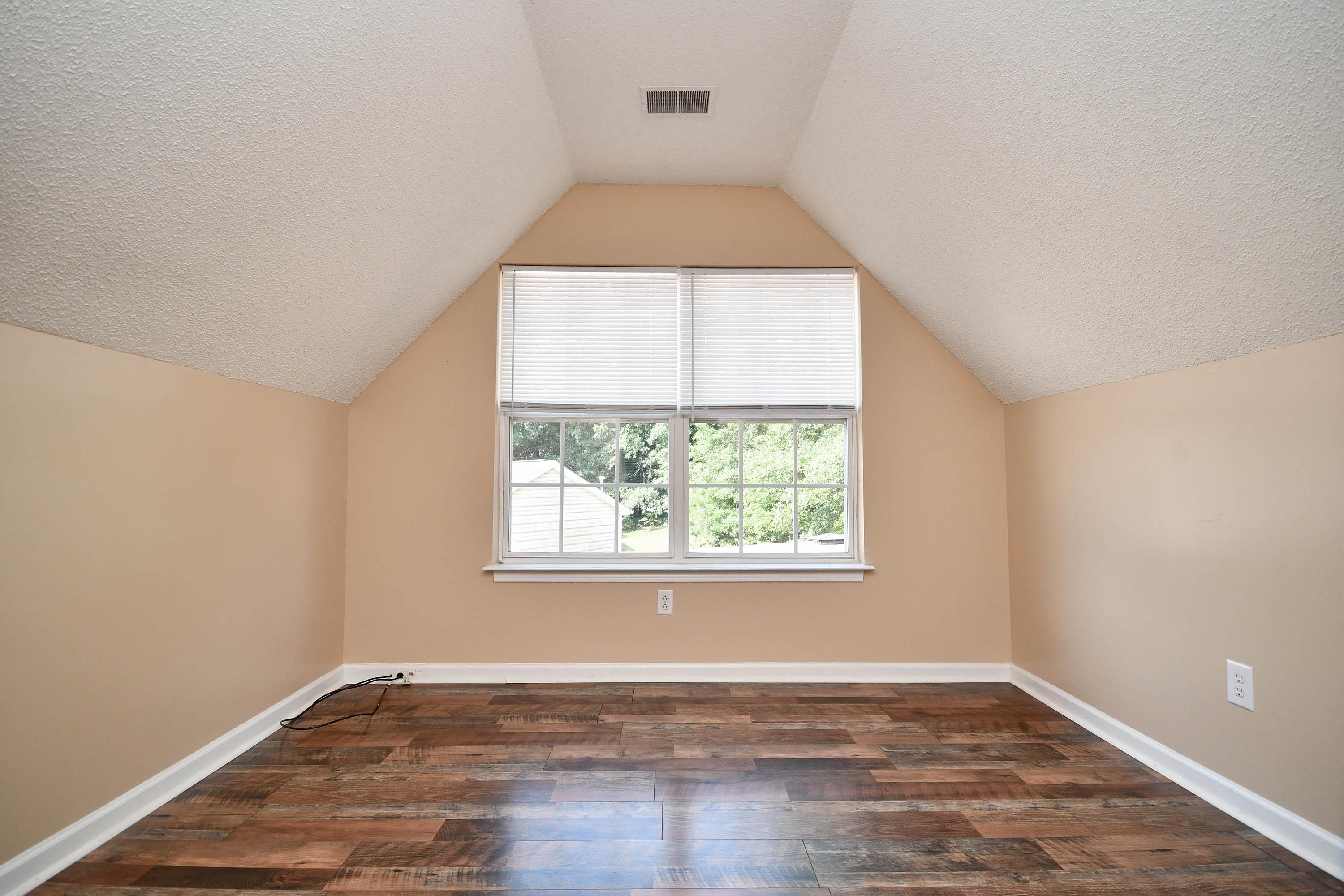 136 W Corley Lane Property Photo 20