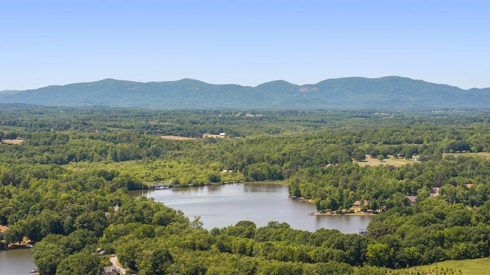 180 Lake Lyman Heights Property Photo 3