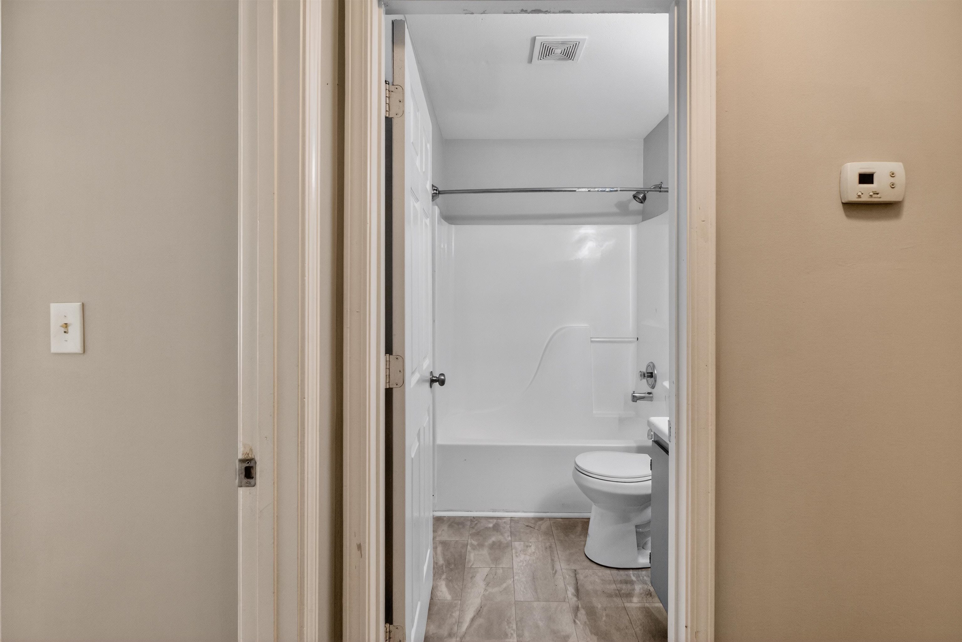 1876 Tamara Way Property Photo 22