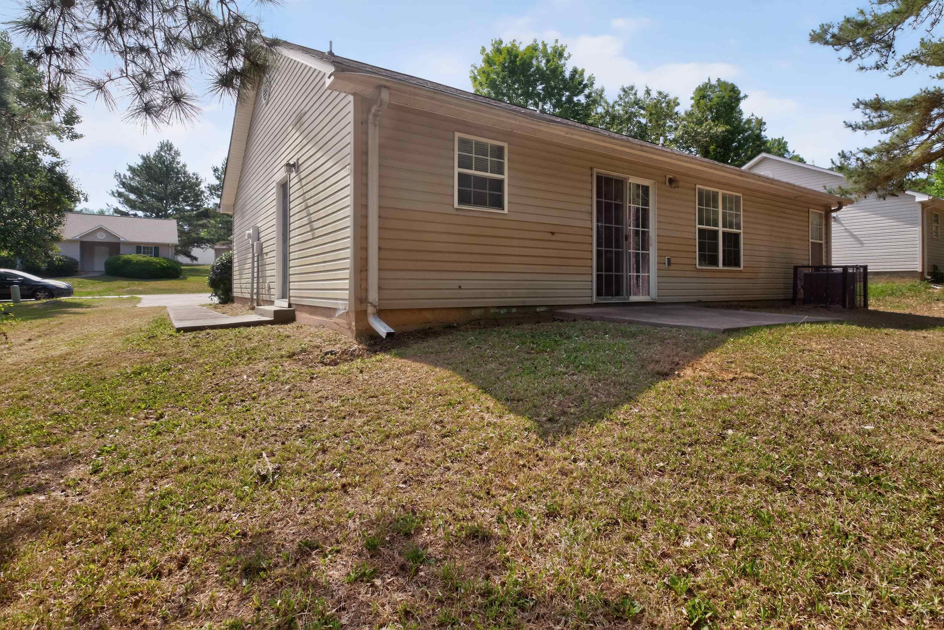 1876 Tamara Way Property Photo 31