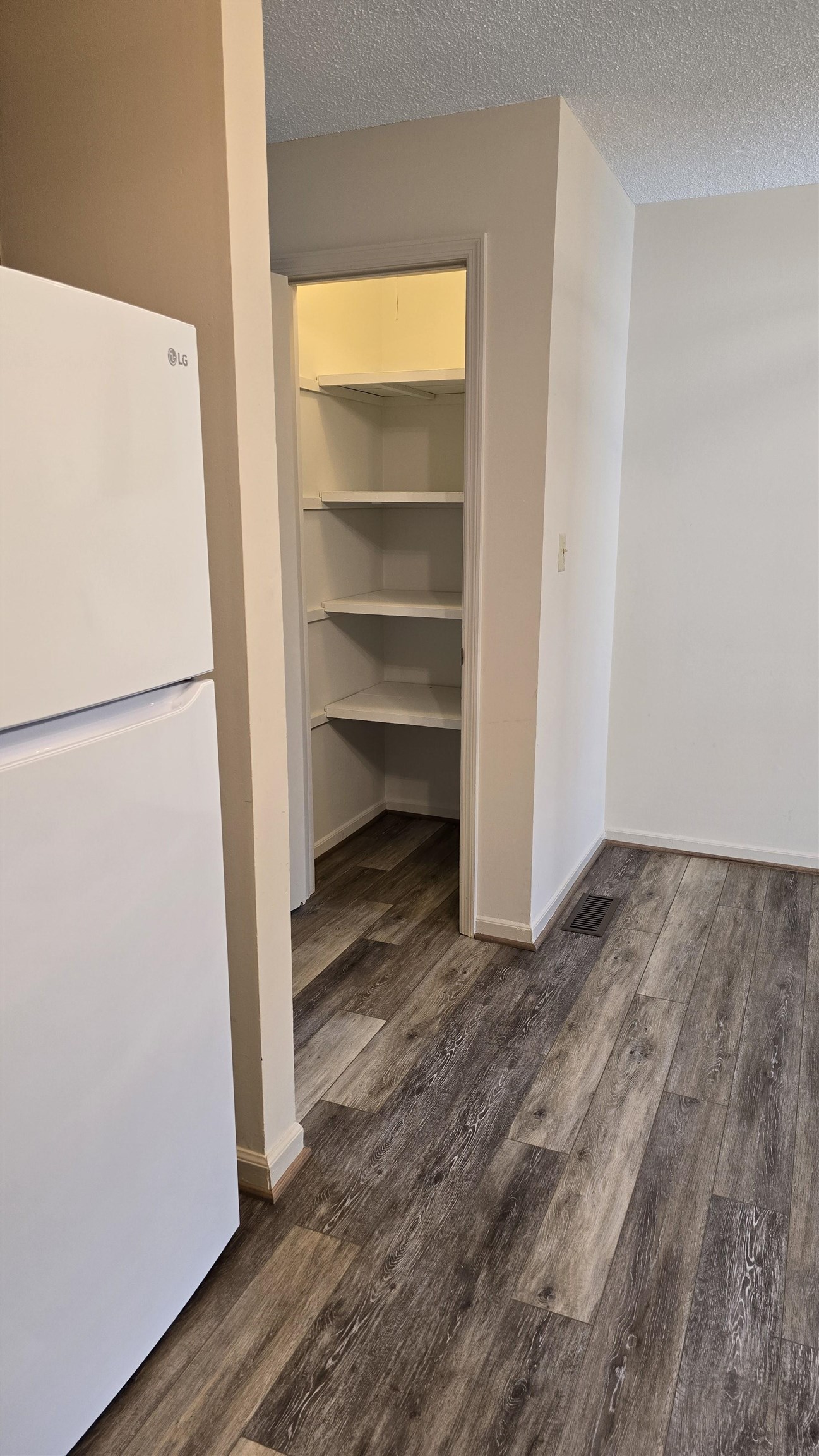 337585 Property Photo 10