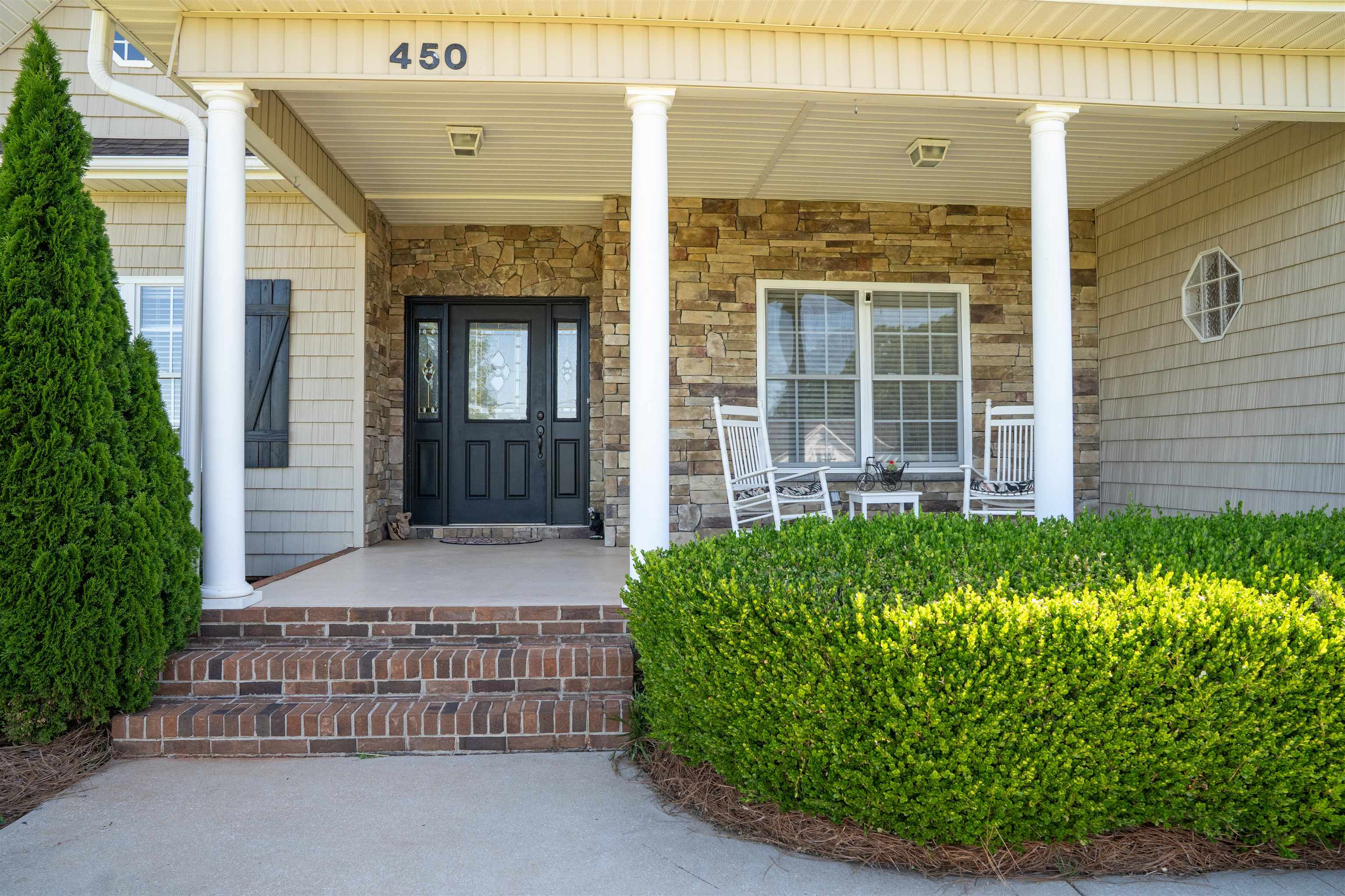 450 Meadow Road Property Photo 5