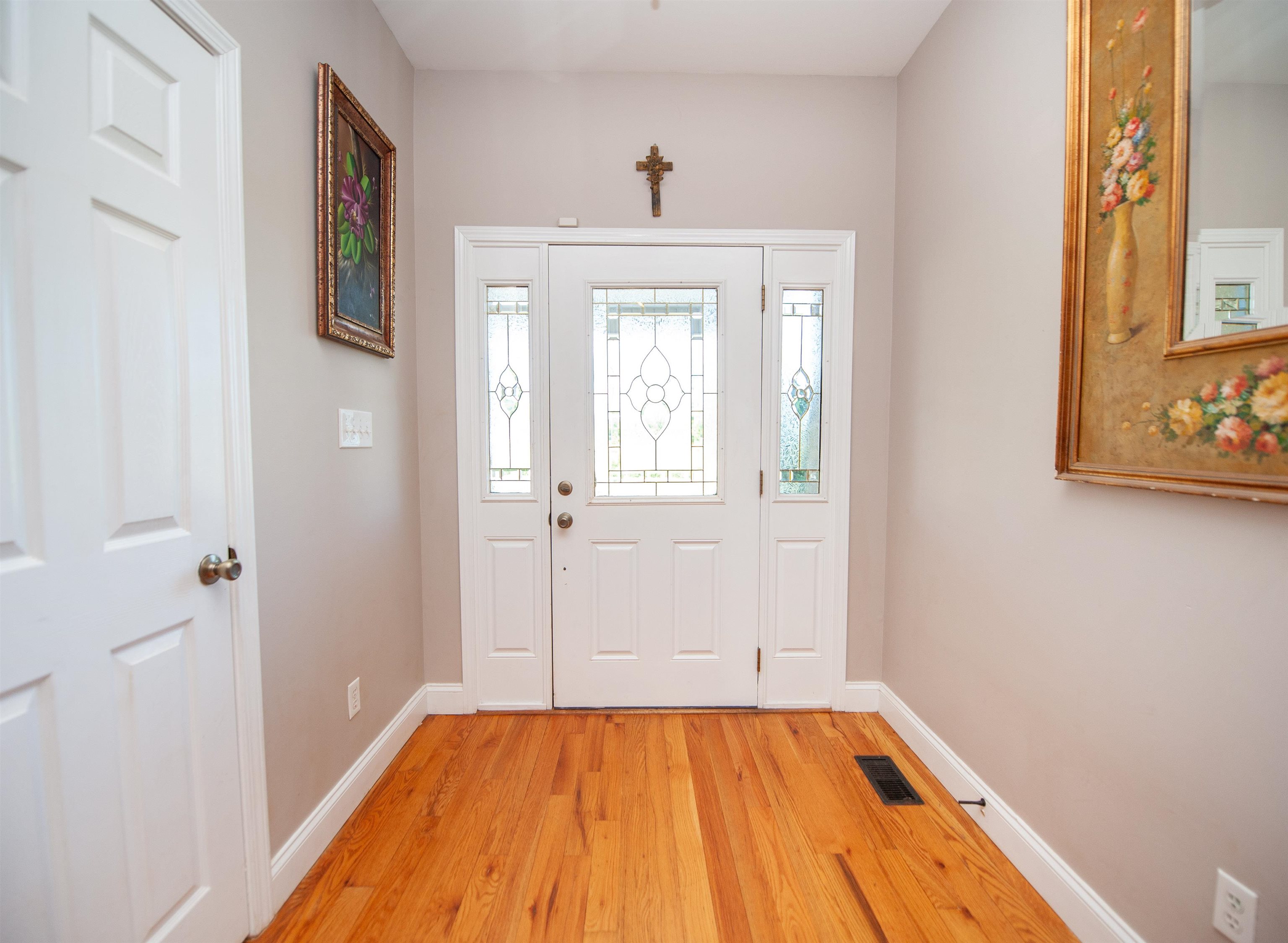 450 Meadow Road Property Photo 6