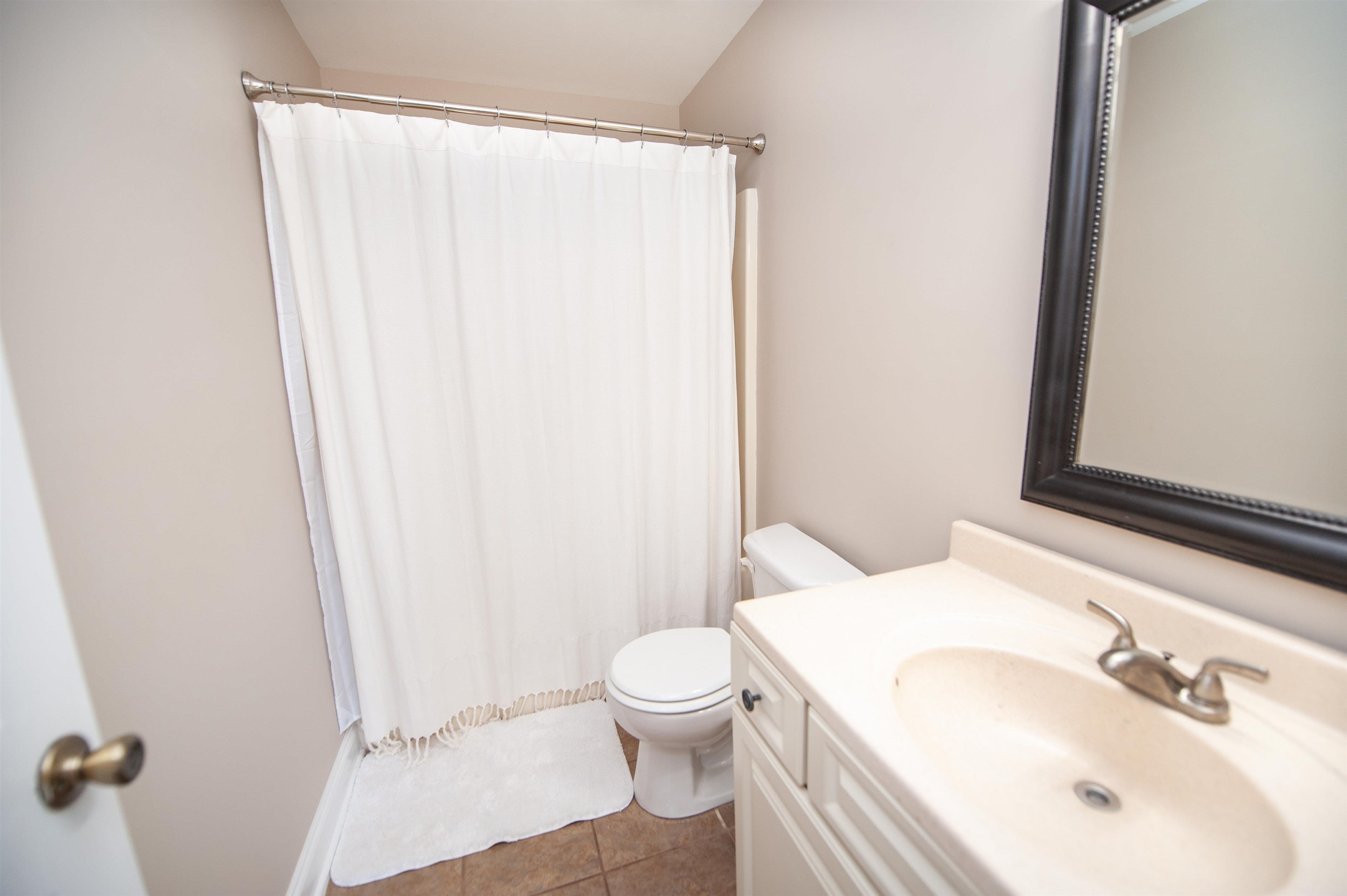 450 Meadow Road Property Photo 26