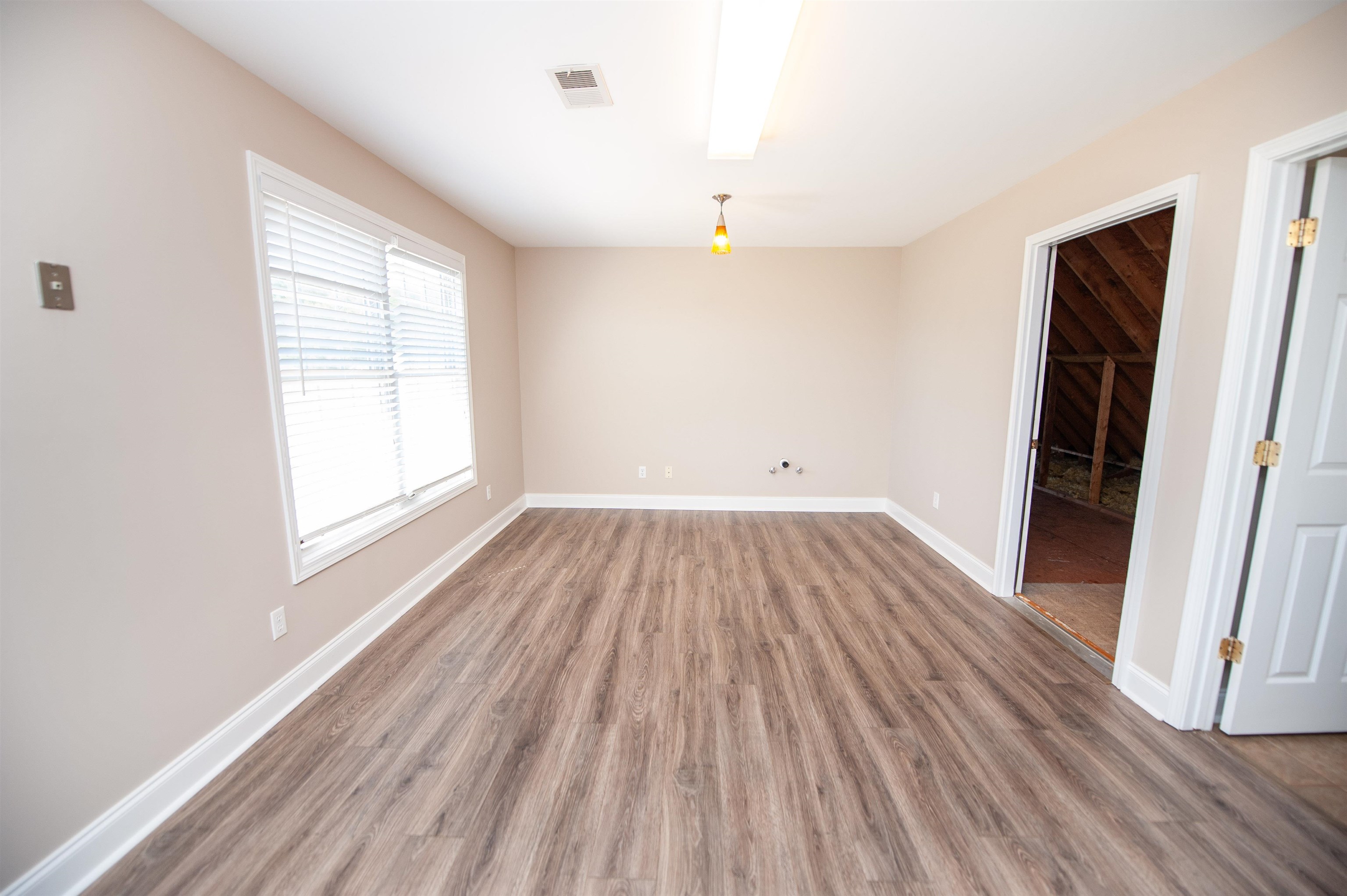 450 Meadow Road Property Photo 28