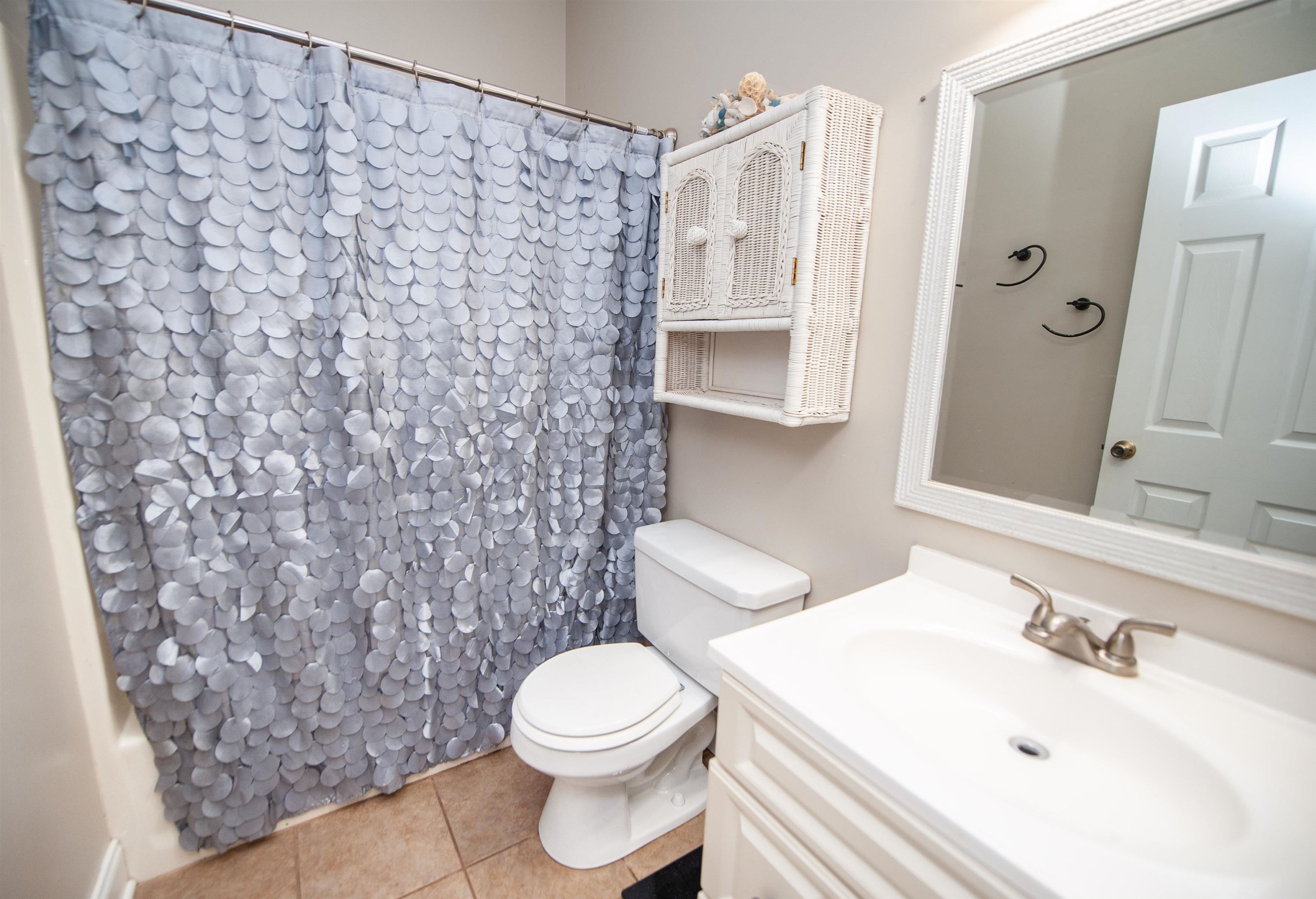 450 Meadow Road Property Photo 33