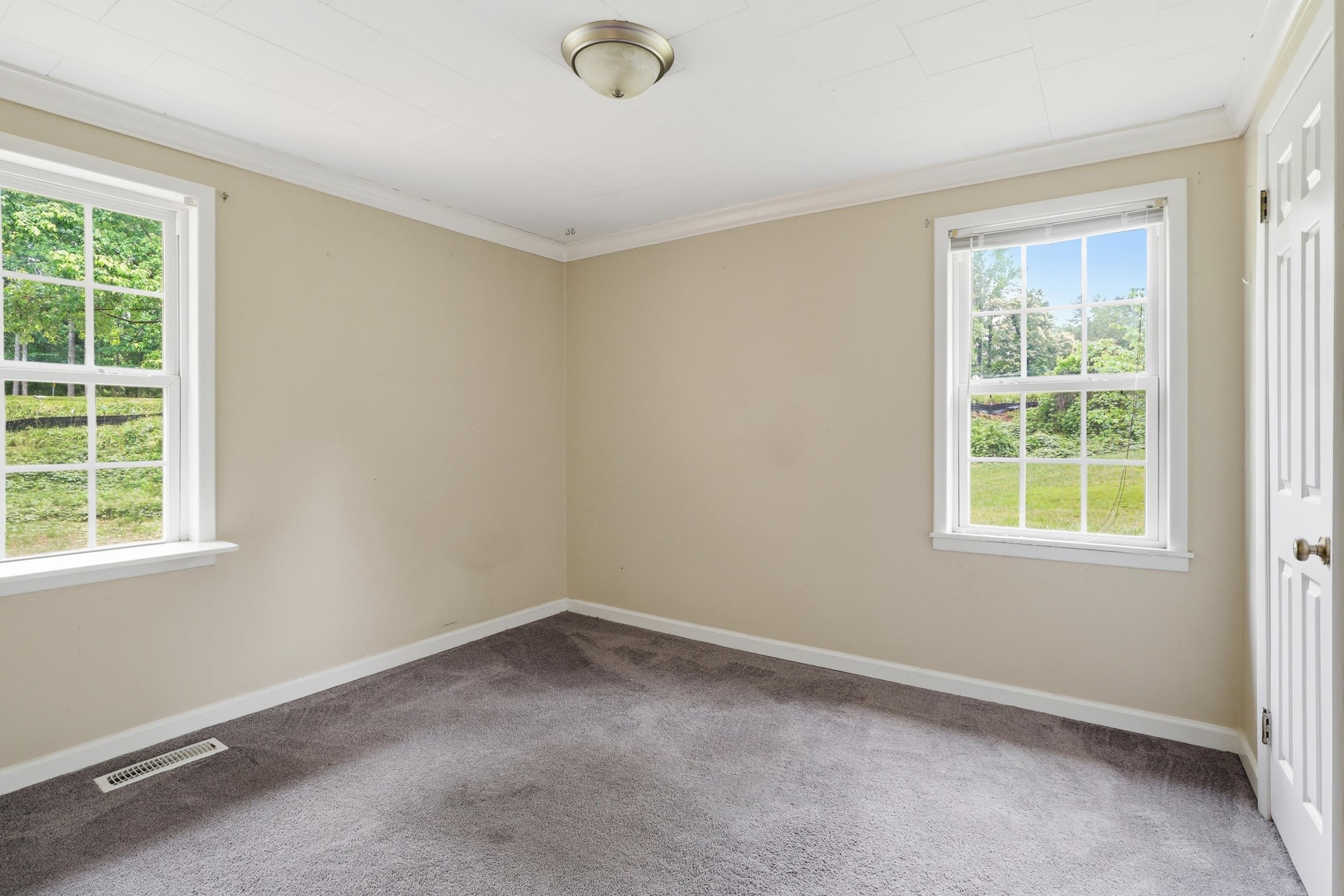 231 Ford Lane Property Photo 12
