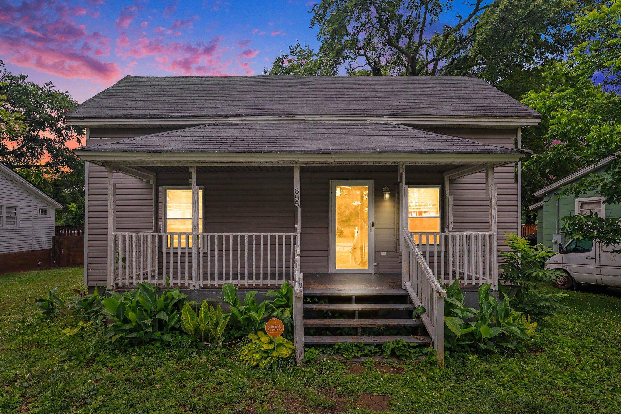 685 Southern Street Property Photo 1