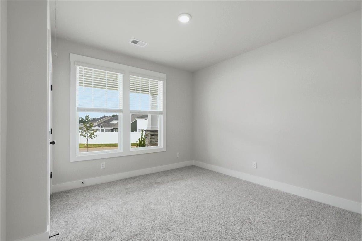 1006 Fox Hollow Street Property Photo 18