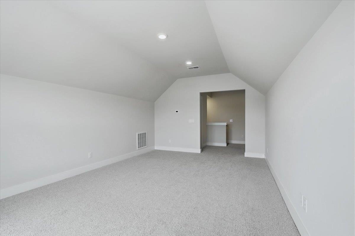 1006 Fox Hollow Street Property Photo 24