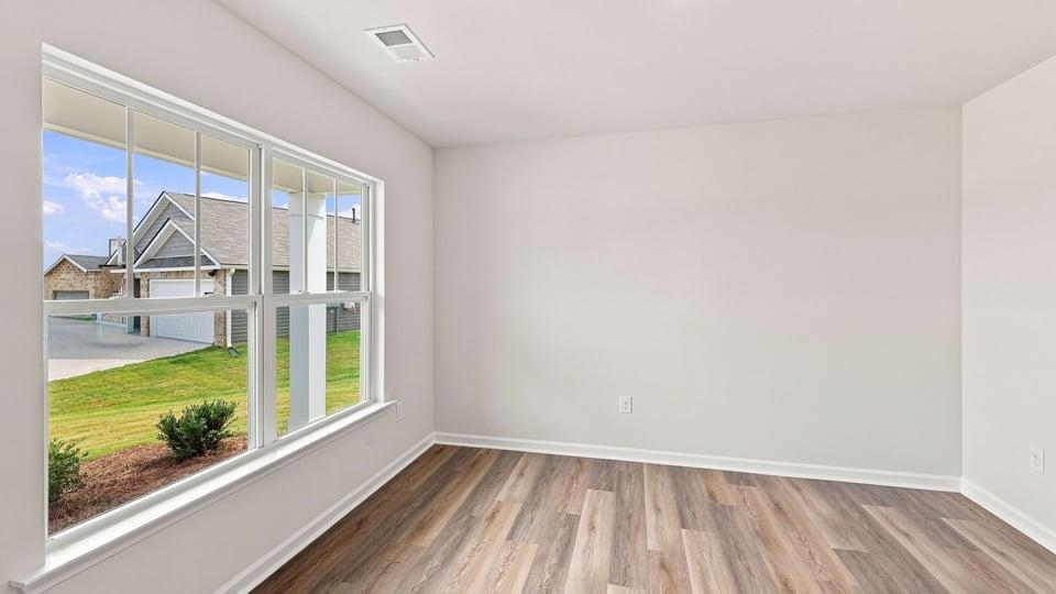 1515 Azure Lane Property Photo 7