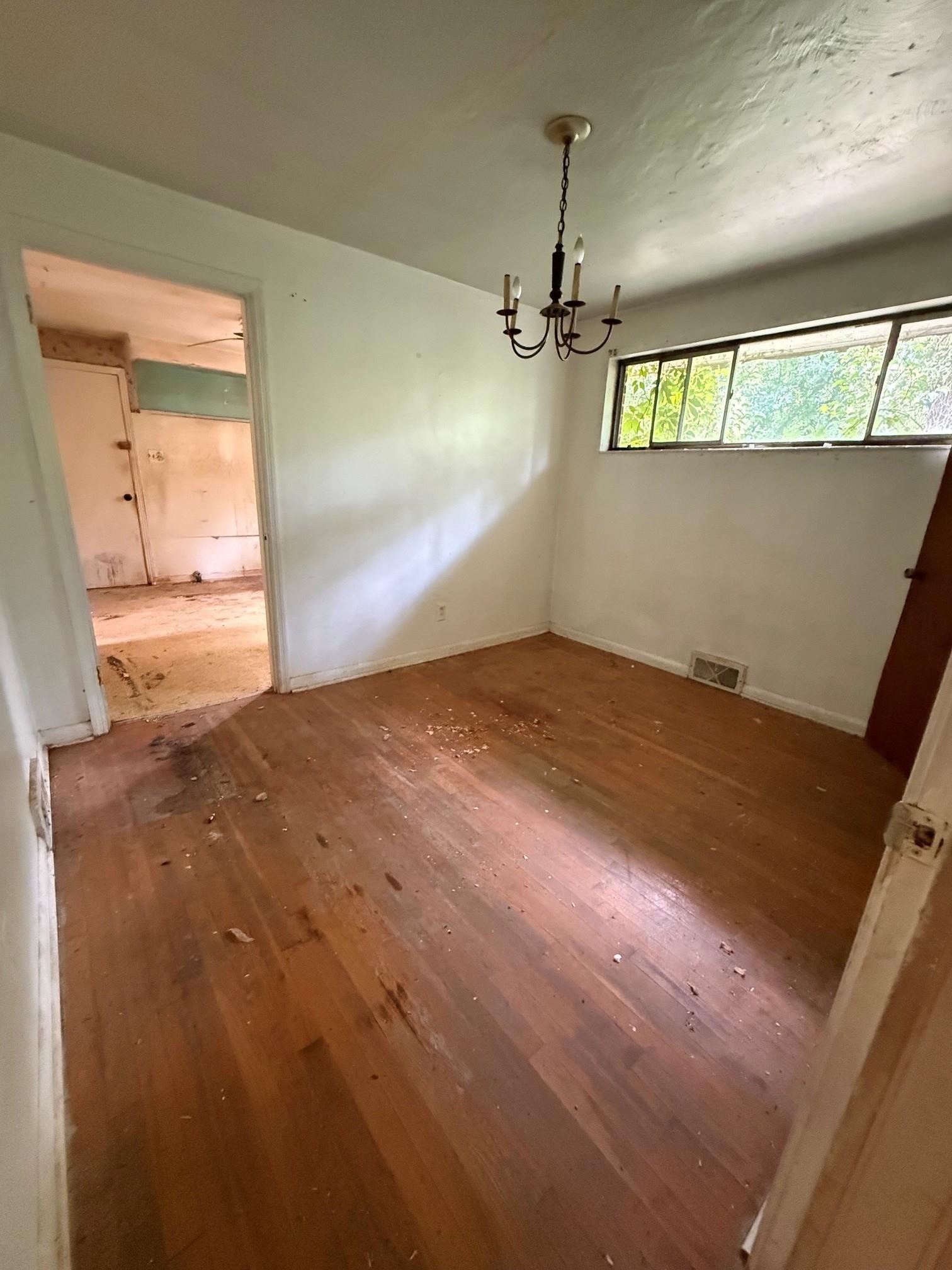 612 Overhill Circle Property Photo 4