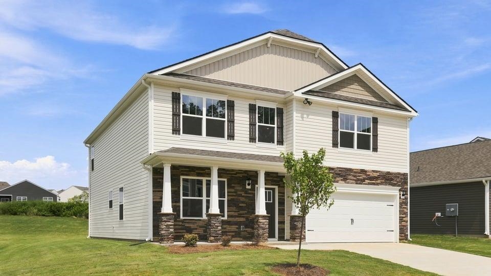 1243 Saginaw Court Property Photo 2