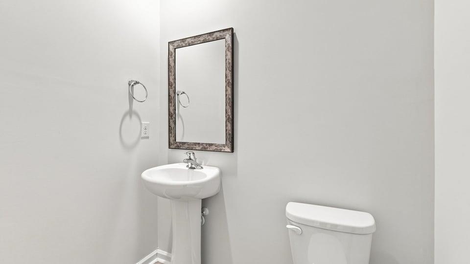 1243 Saginaw Court Property Photo 11